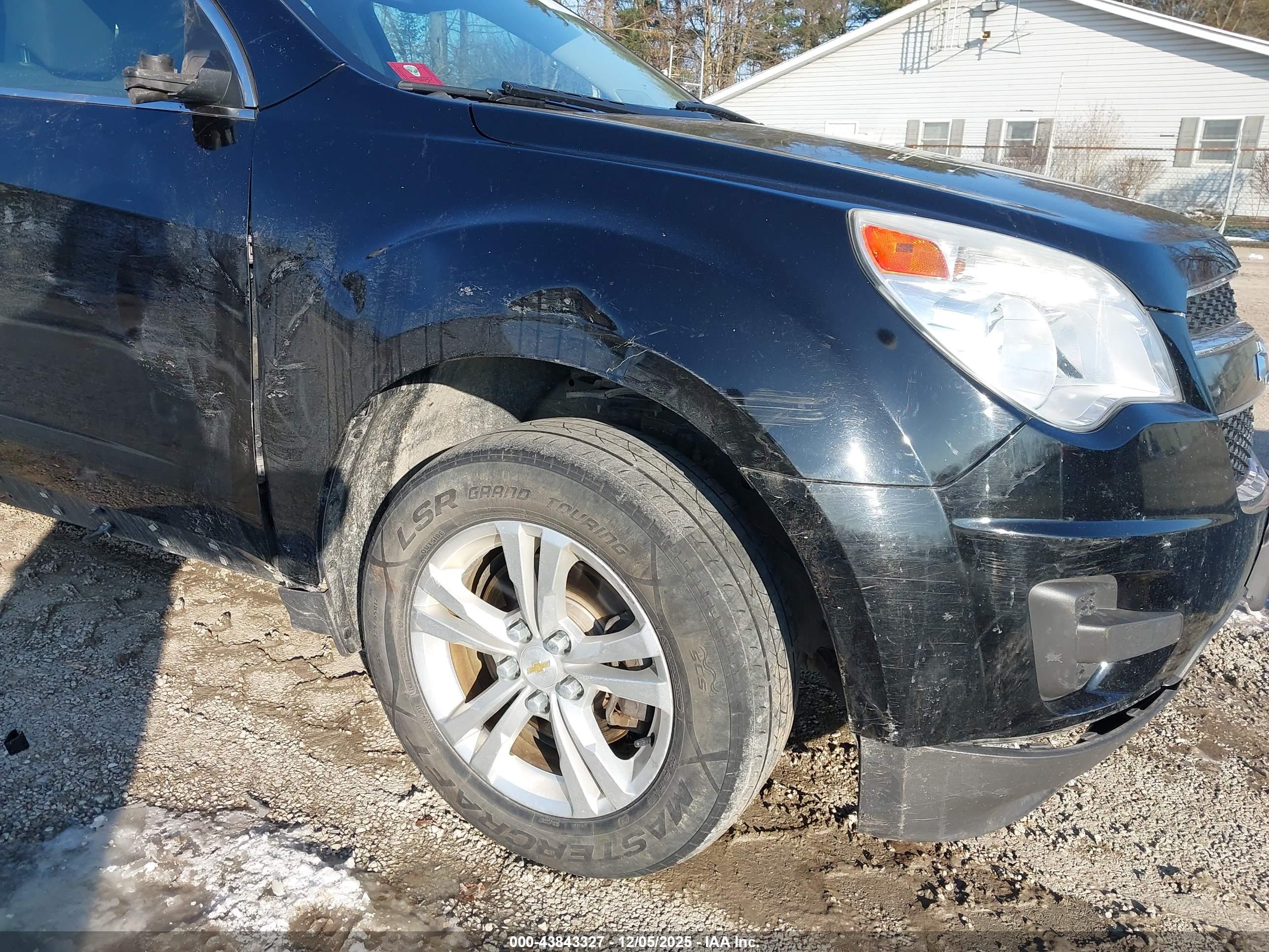 CHEVROLET EQUINOX image 6