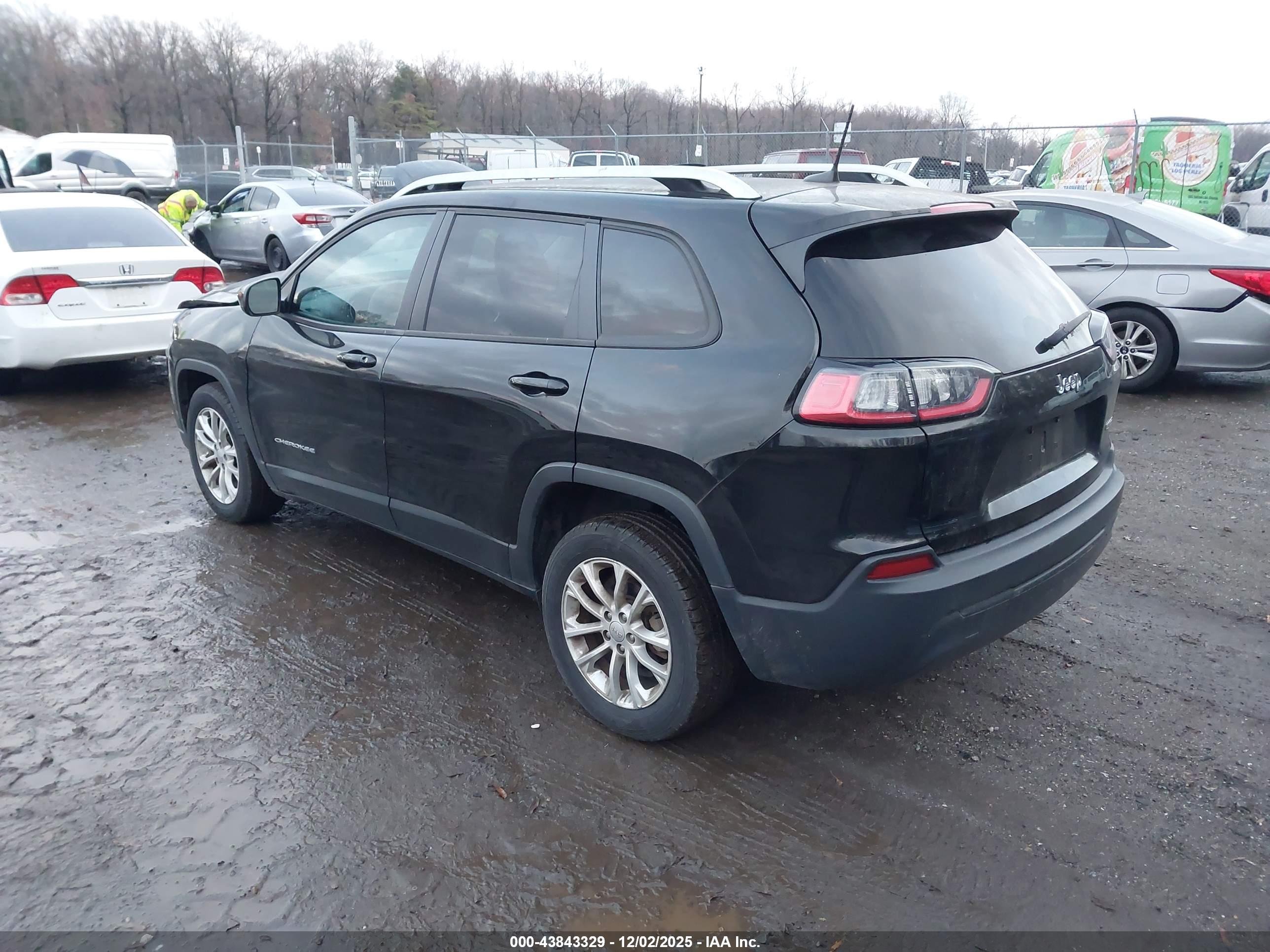 JEEP CHEROKEE image 3