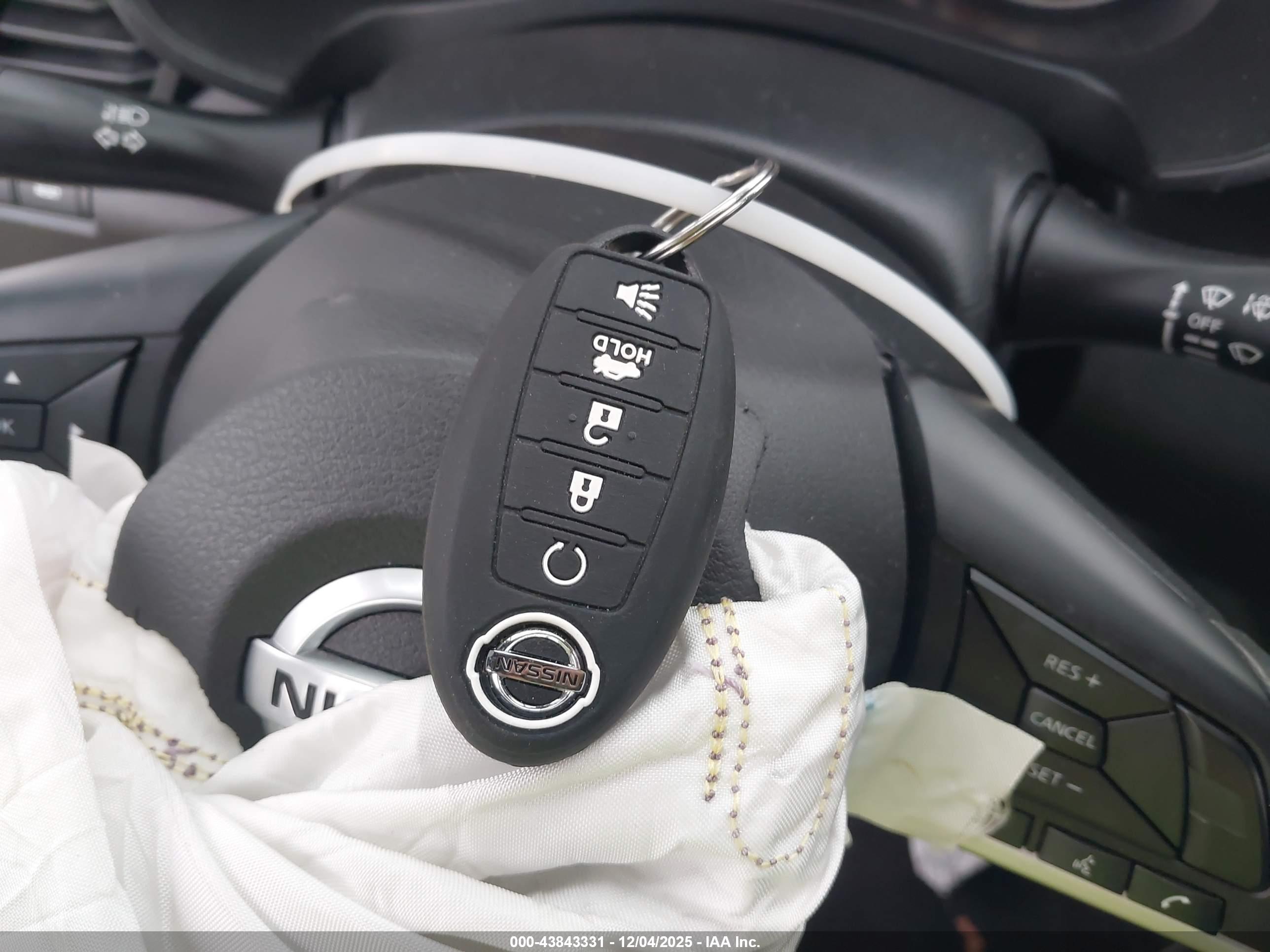 NISSAN ALTIMA image 11