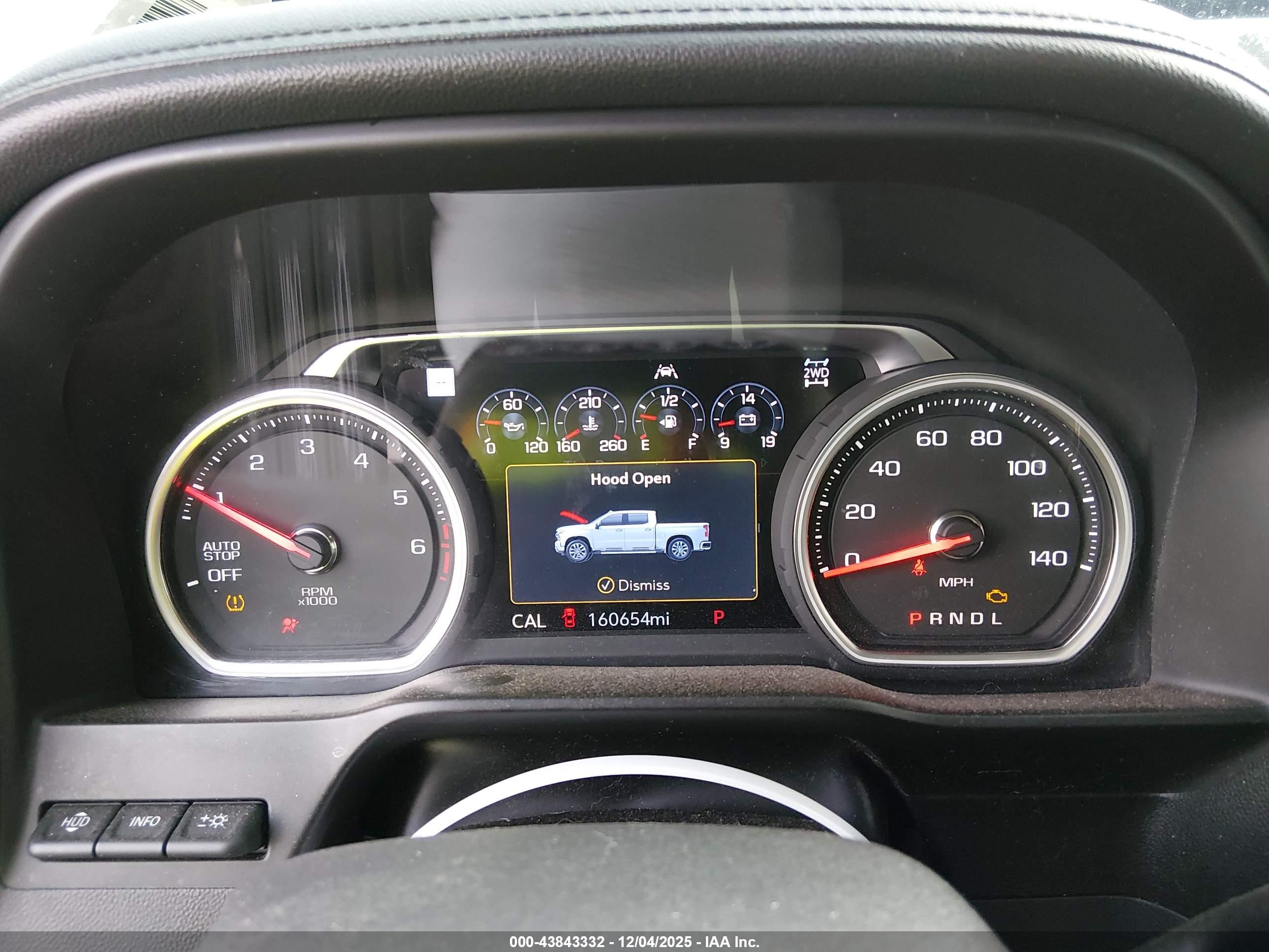 CHEVROLET SILVERADO image 7