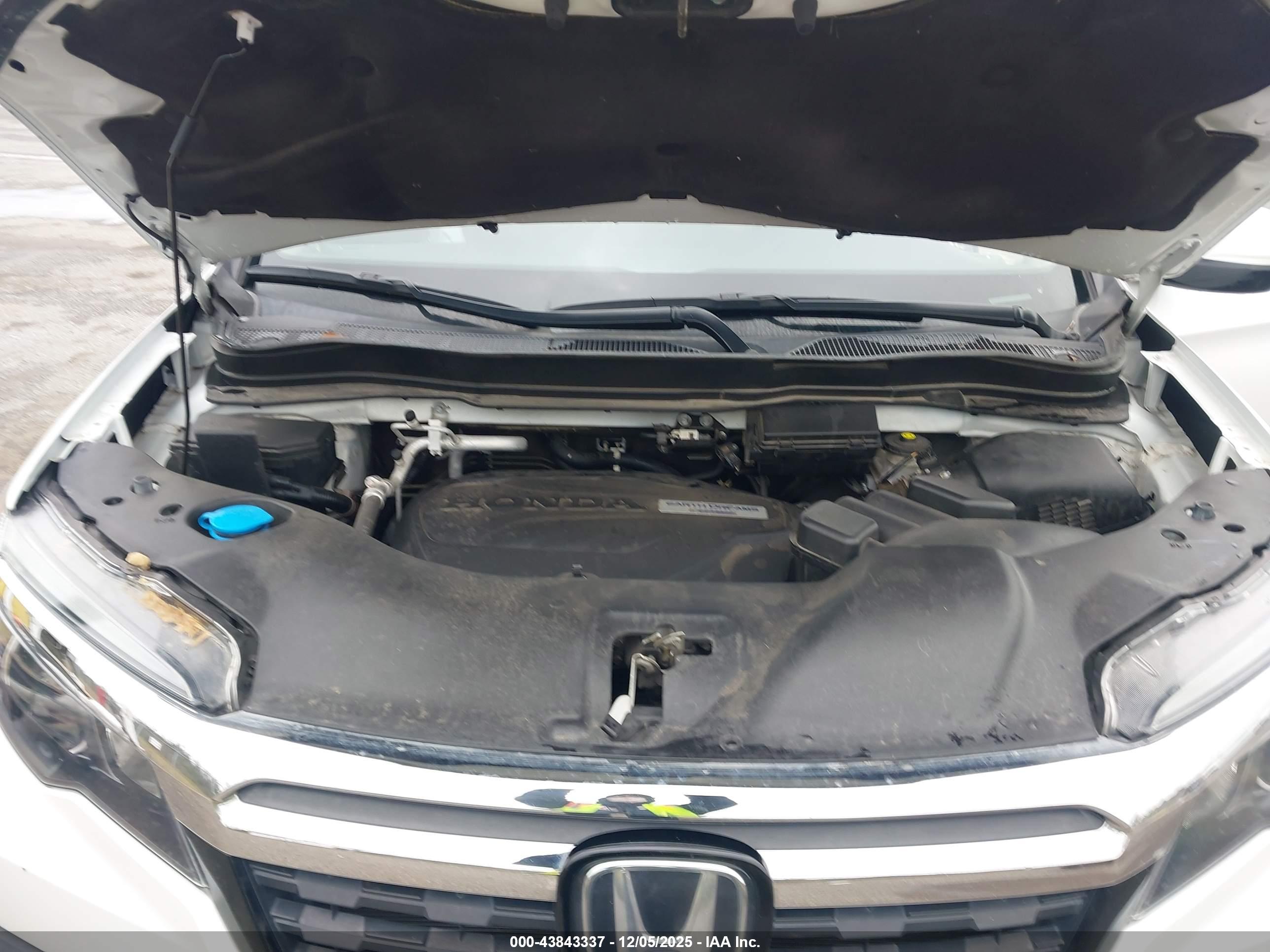 HONDA RIDGELINE image 10