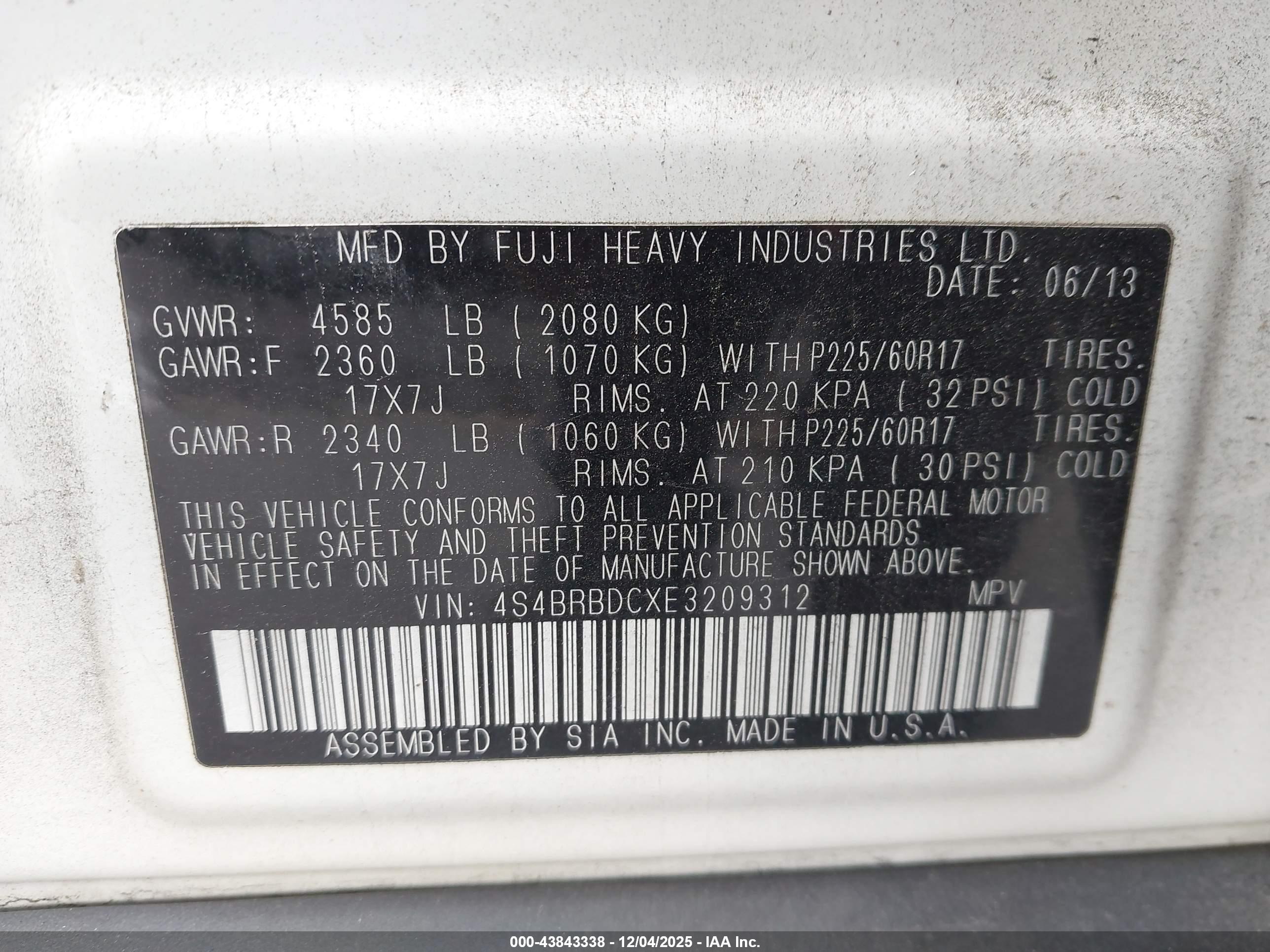 SUBARU OUTBACK image 9