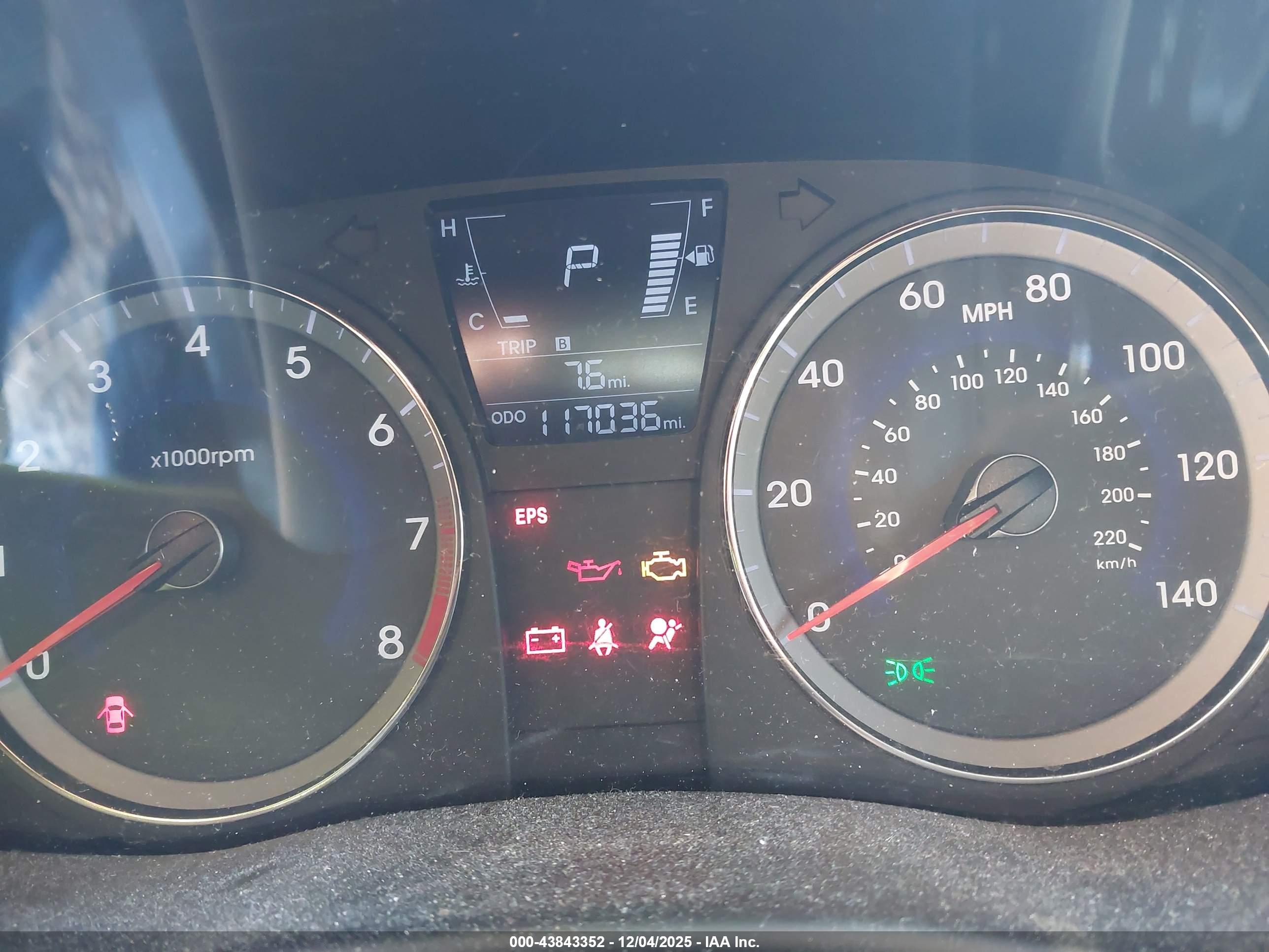 HYUNDAI ACCENT image 7