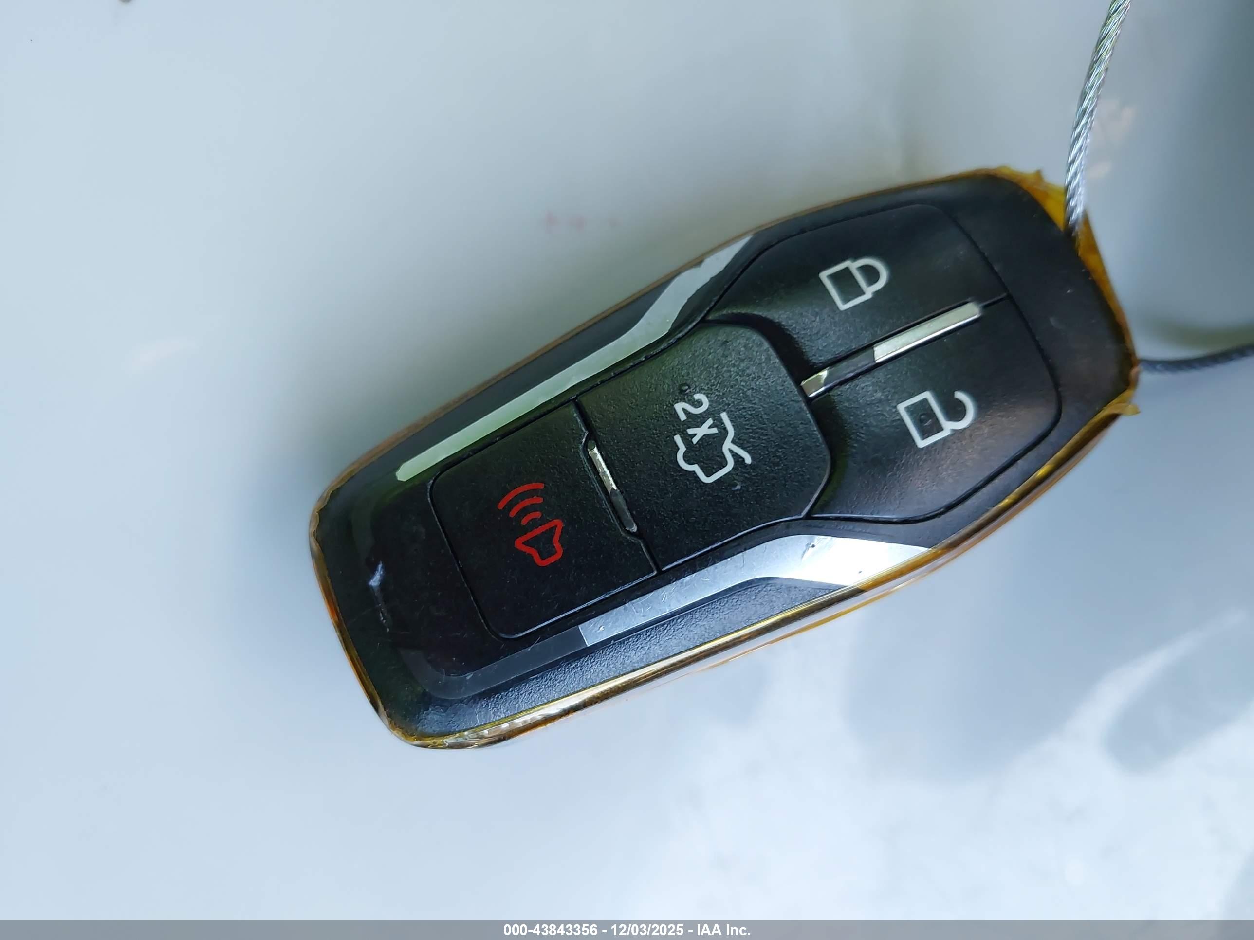 FORD MUSTANG image 11