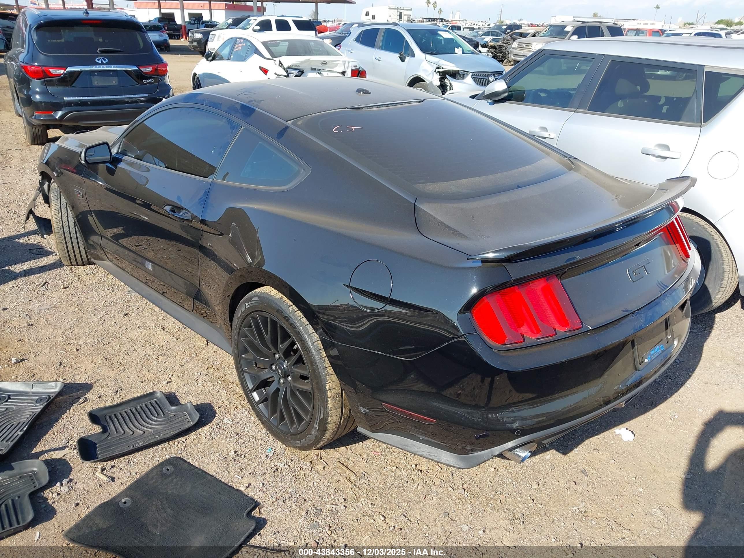 FORD MUSTANG image 3