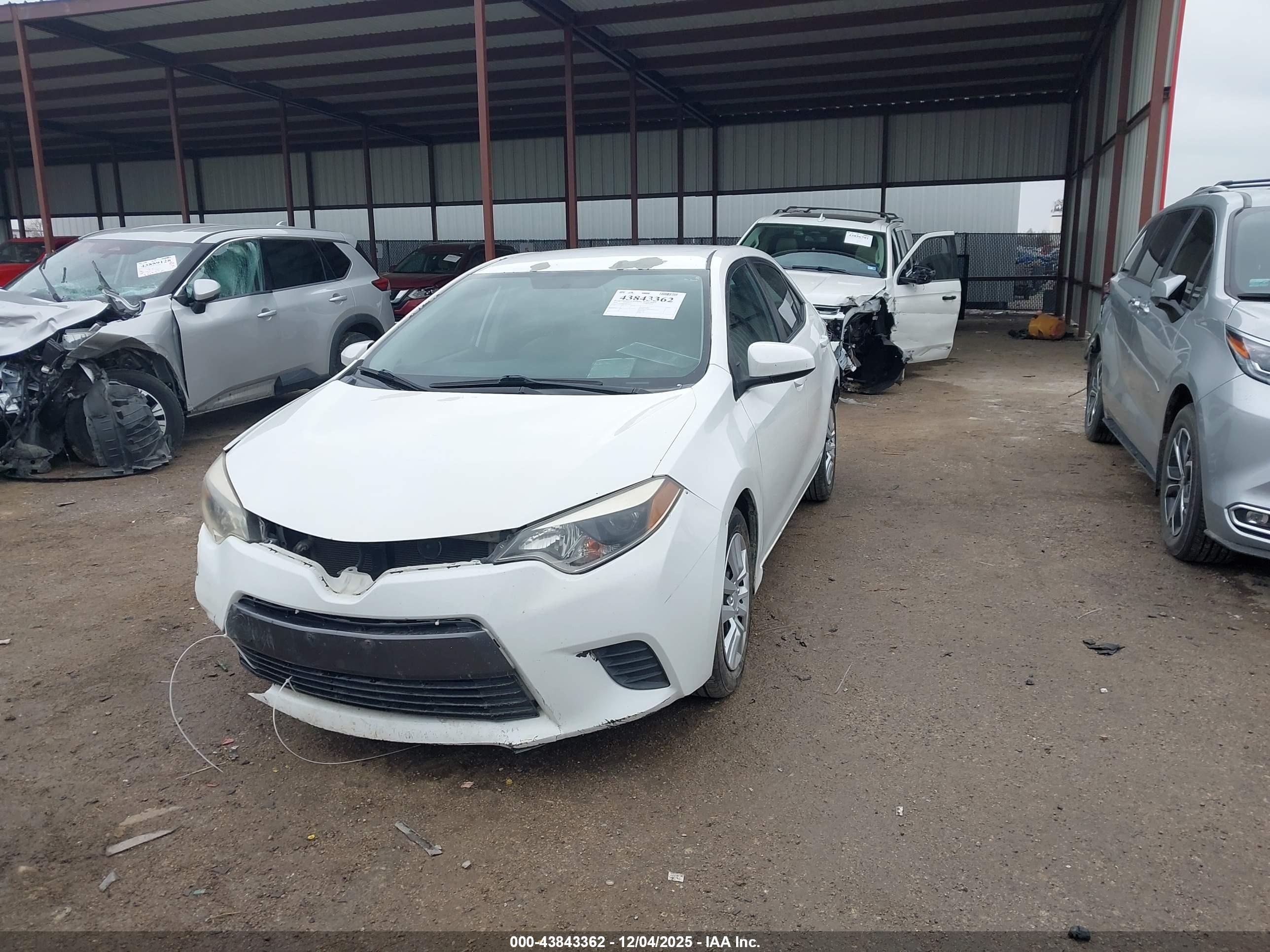 TOYOTA COROLLA image 2