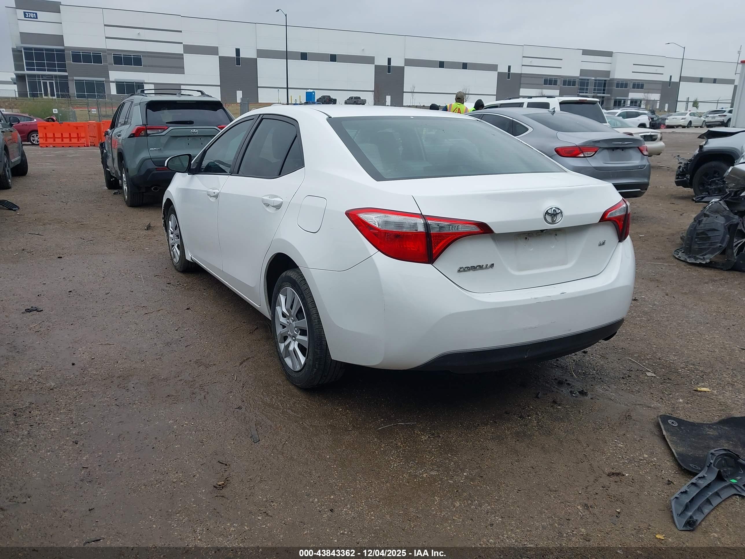 TOYOTA COROLLA image 3