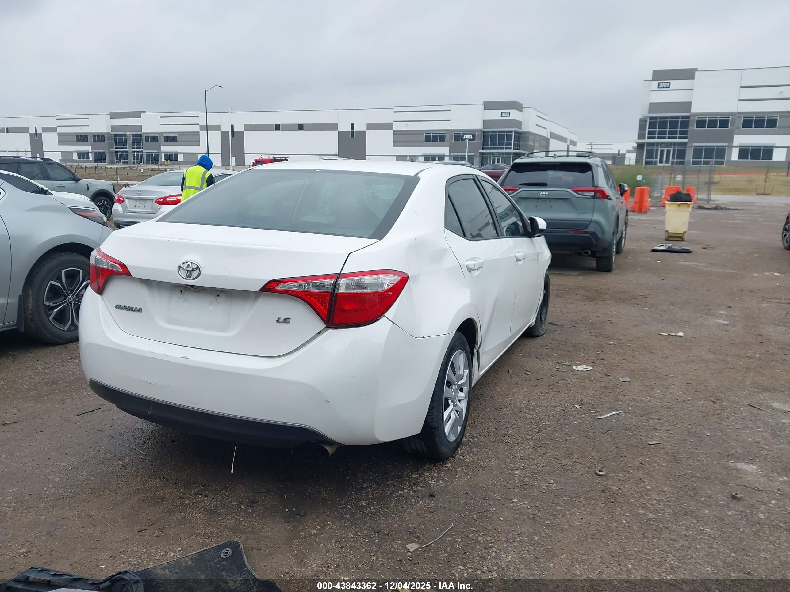 TOYOTA COROLLA image 4
