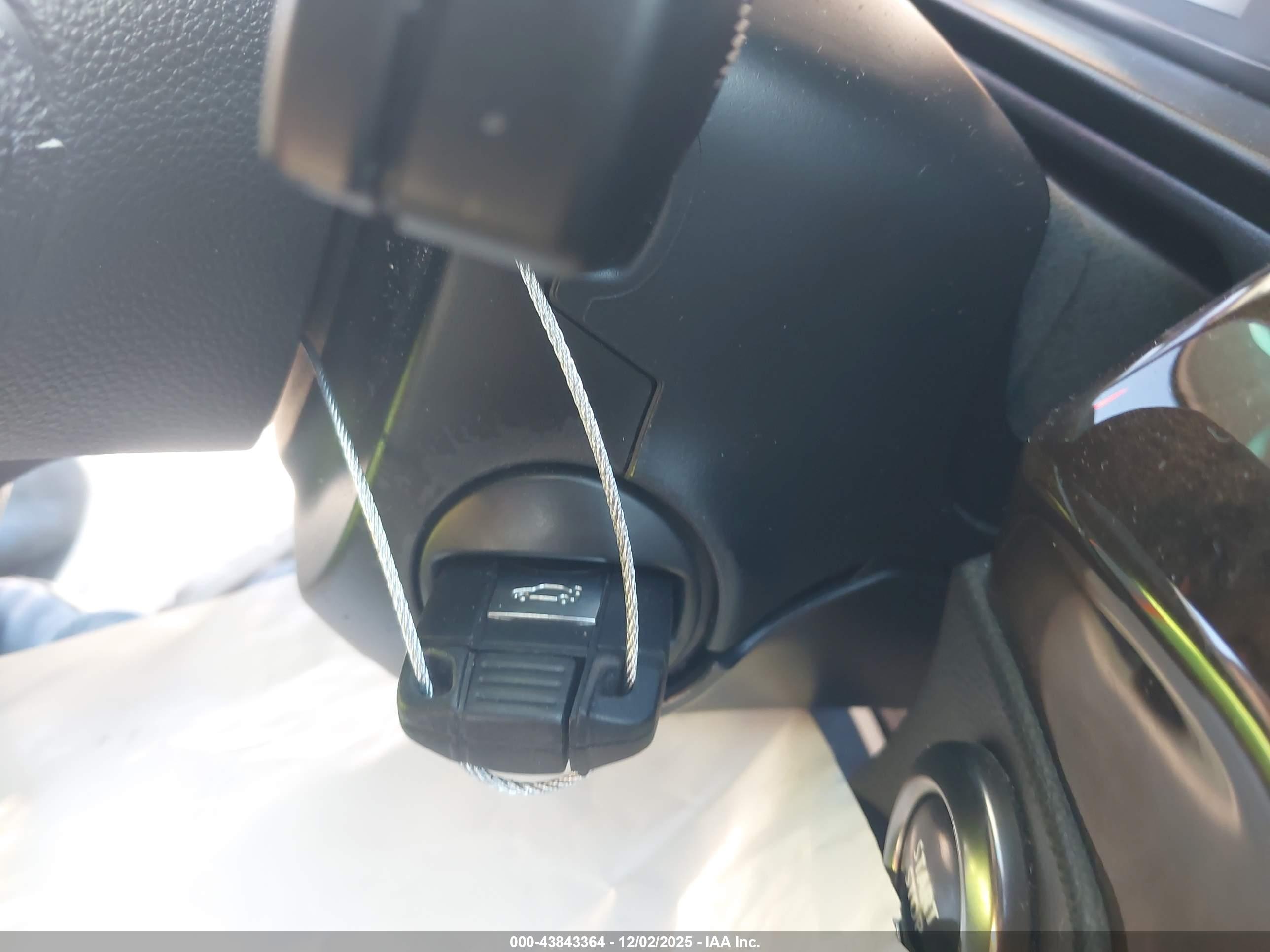 BMW 550I image 11