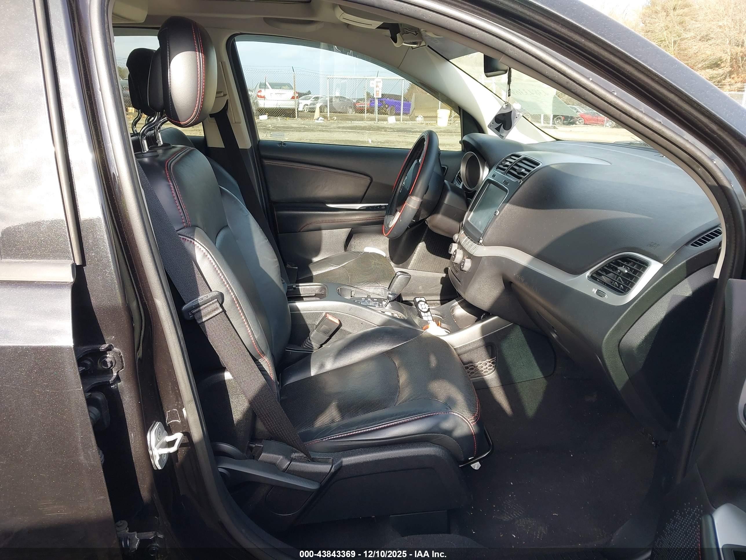 DODGE JOURNEY image 5