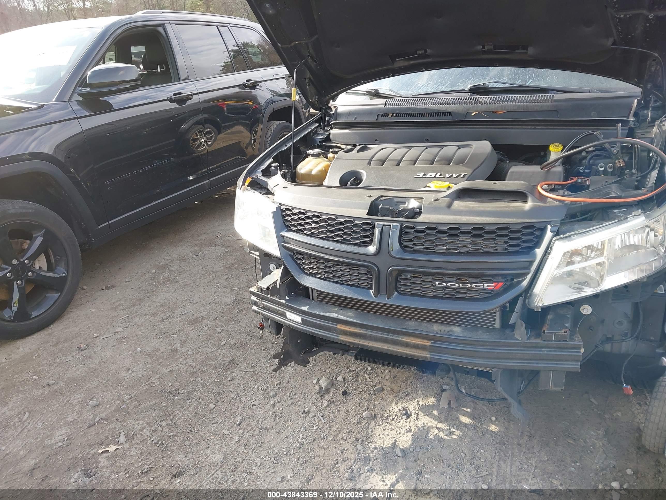 DODGE JOURNEY image 6