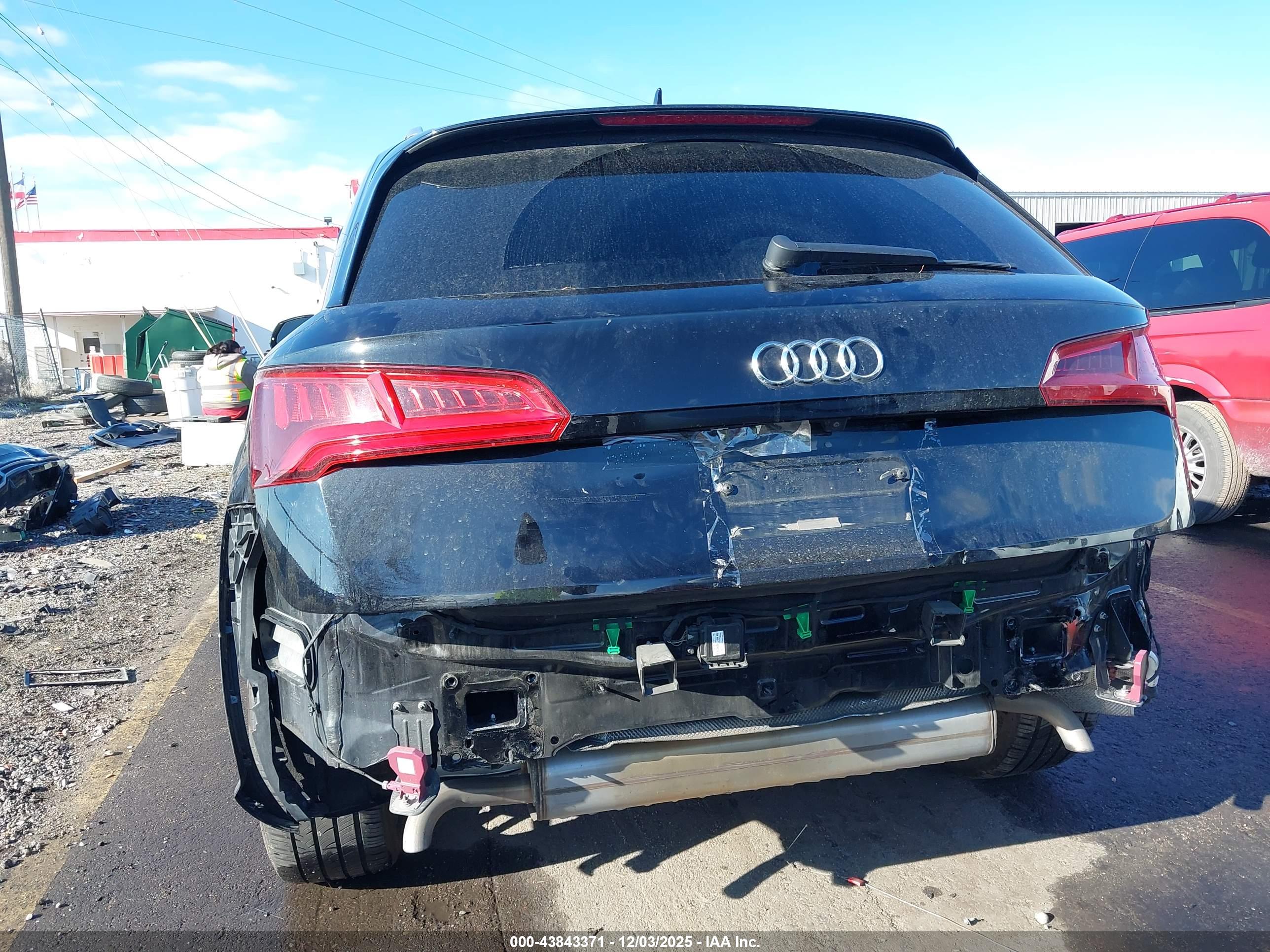 AUDI Q5 image 6
