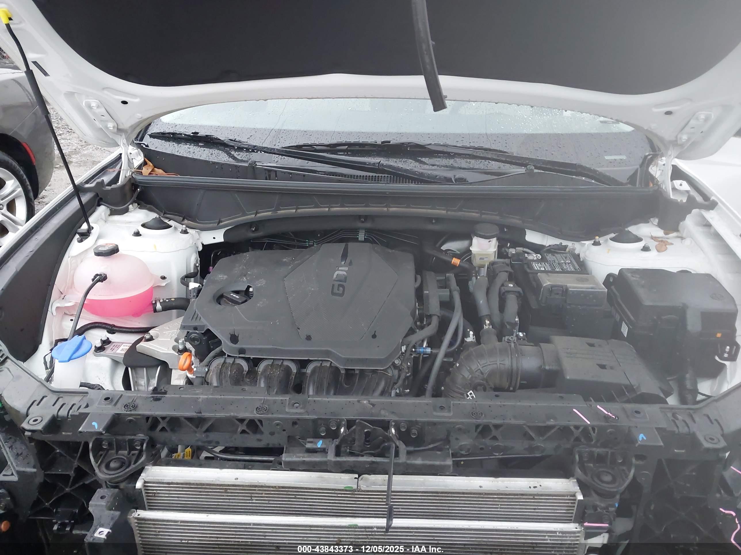 HYUNDAI TUCSON image 10