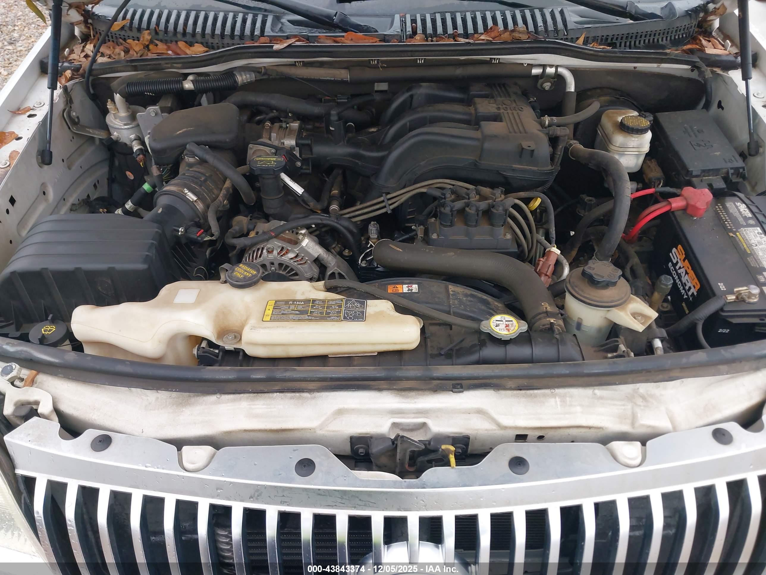 MERCURY MOUNTAINEER image 10
