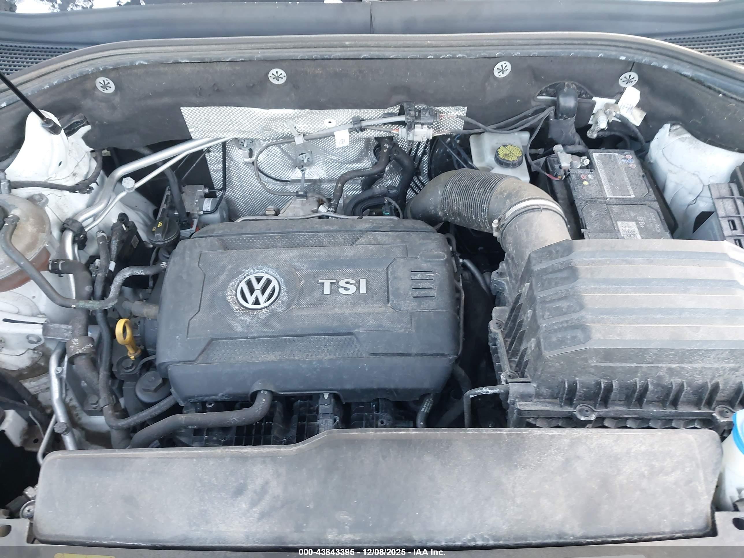 VOLKSWAGEN ATLAS image 10