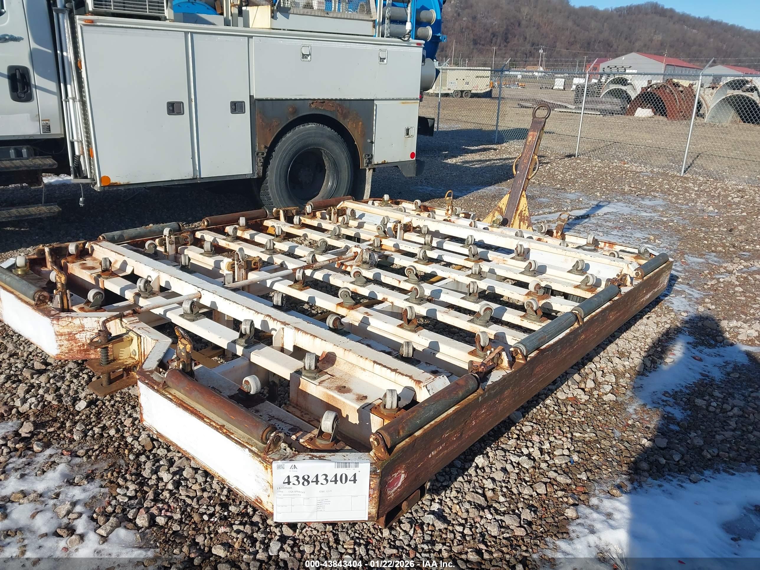 EQUIPMENT GSE image 4