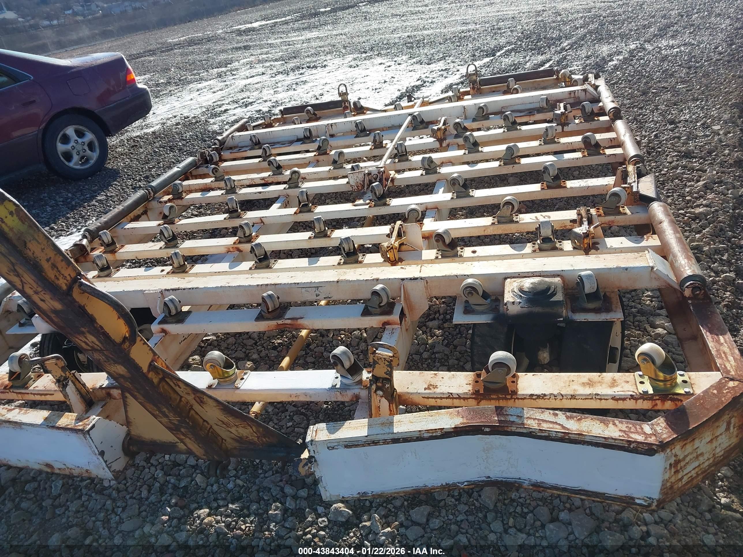 EQUIPMENT GSE image 7