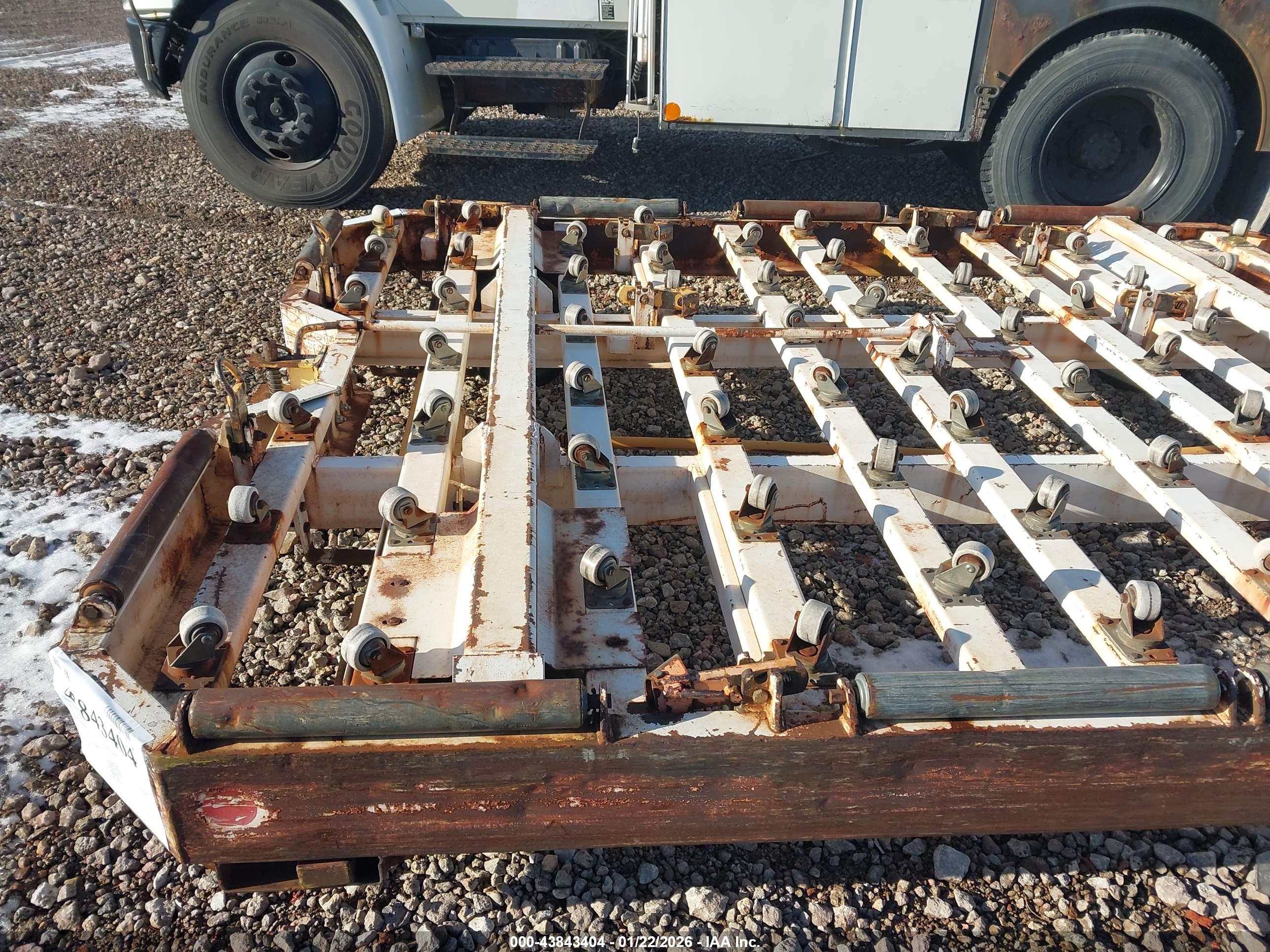 EQUIPMENT GSE image 8
