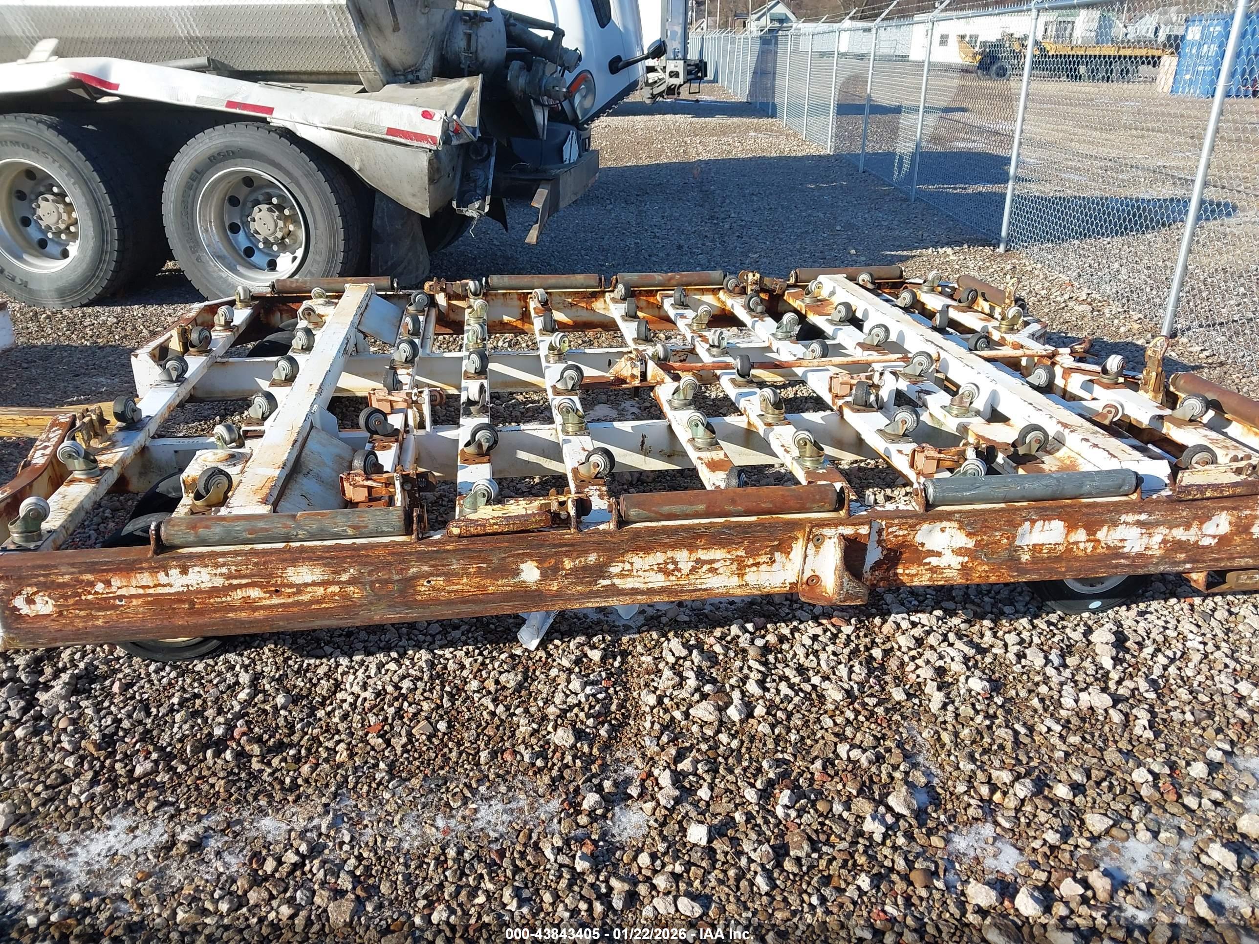 EQUIPMENT GSE image 6