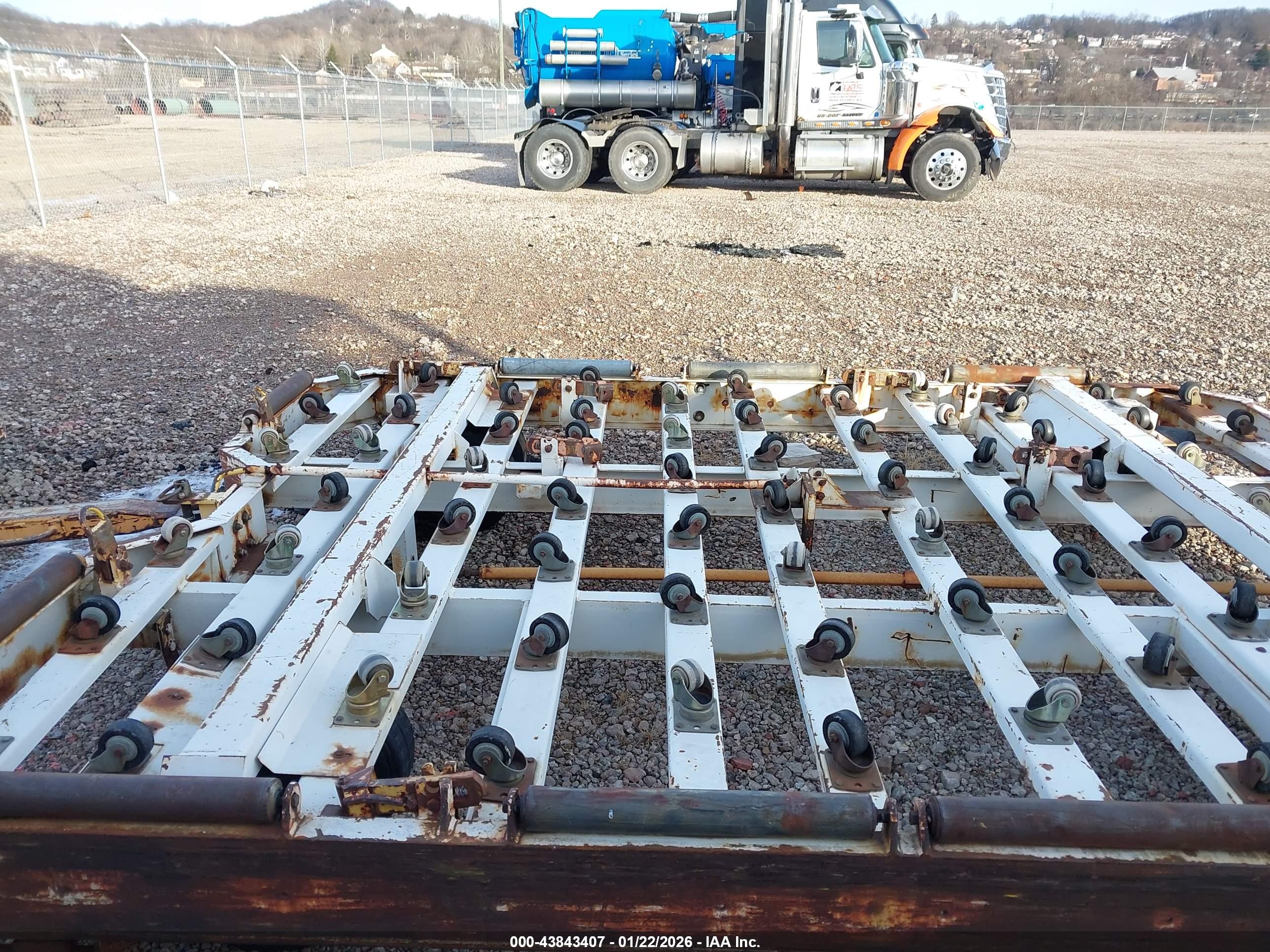 EQUIPMENT GSE image 8