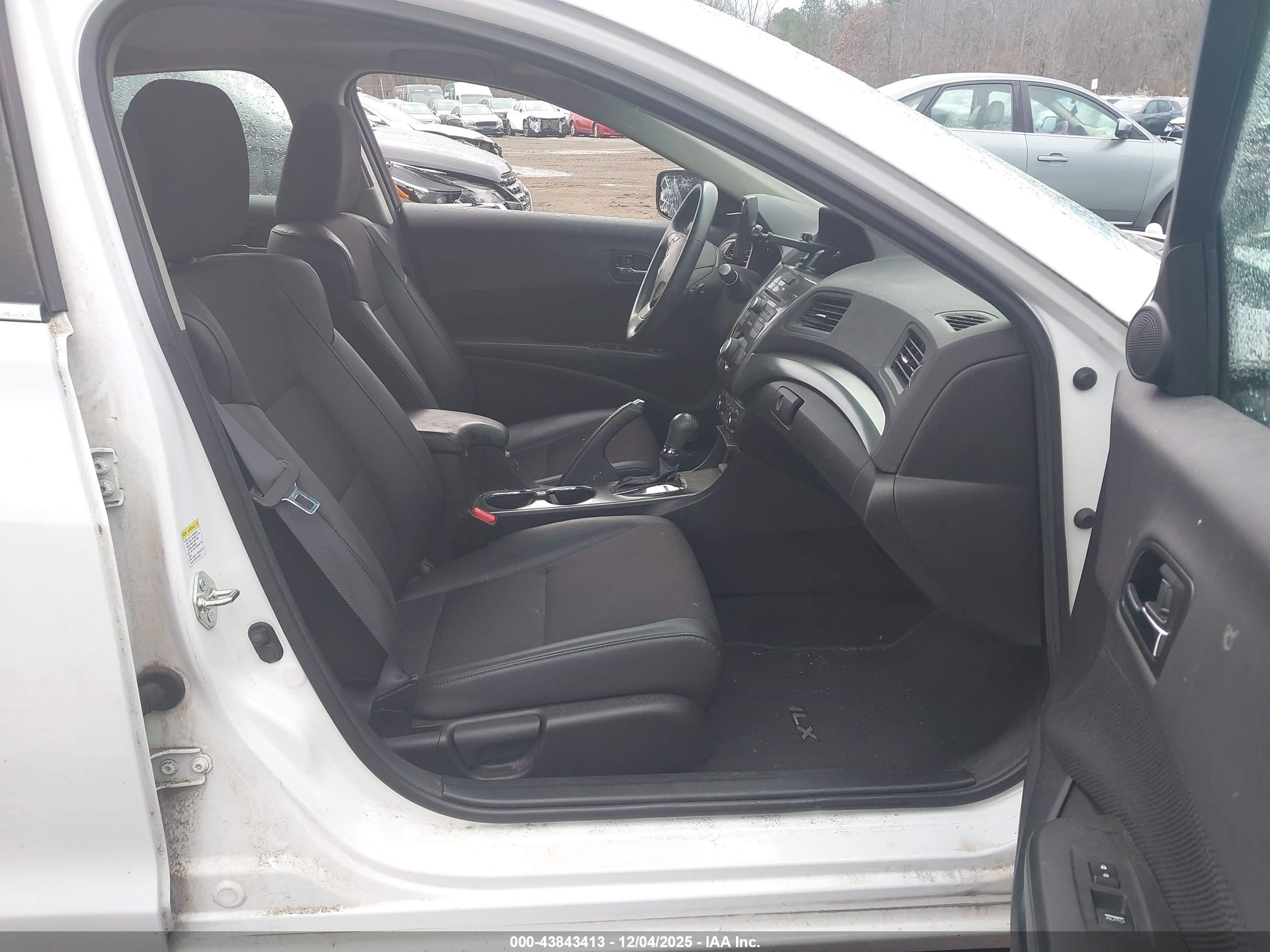 ACURA ILX image 5
