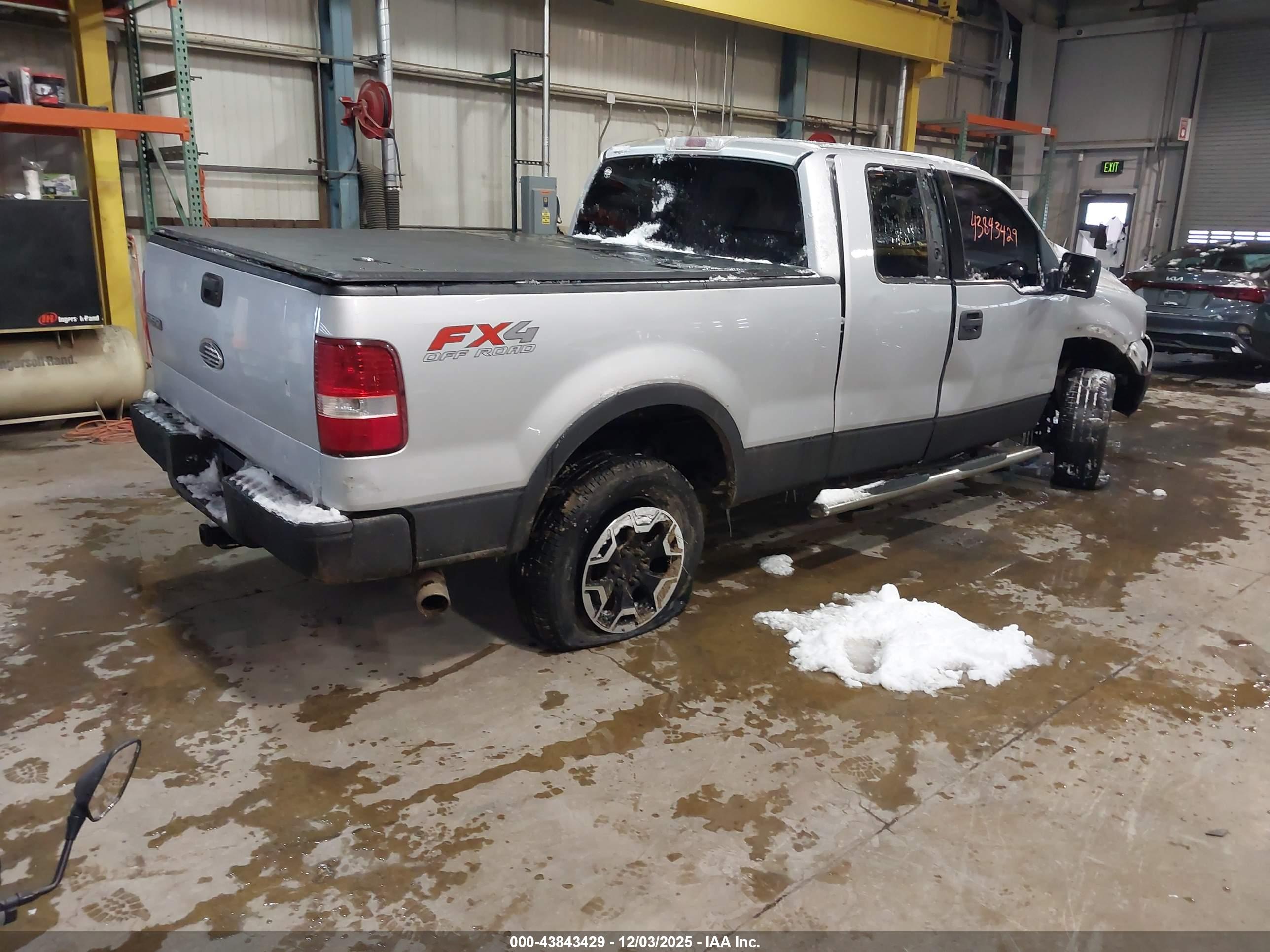FORD F-150 image 4
