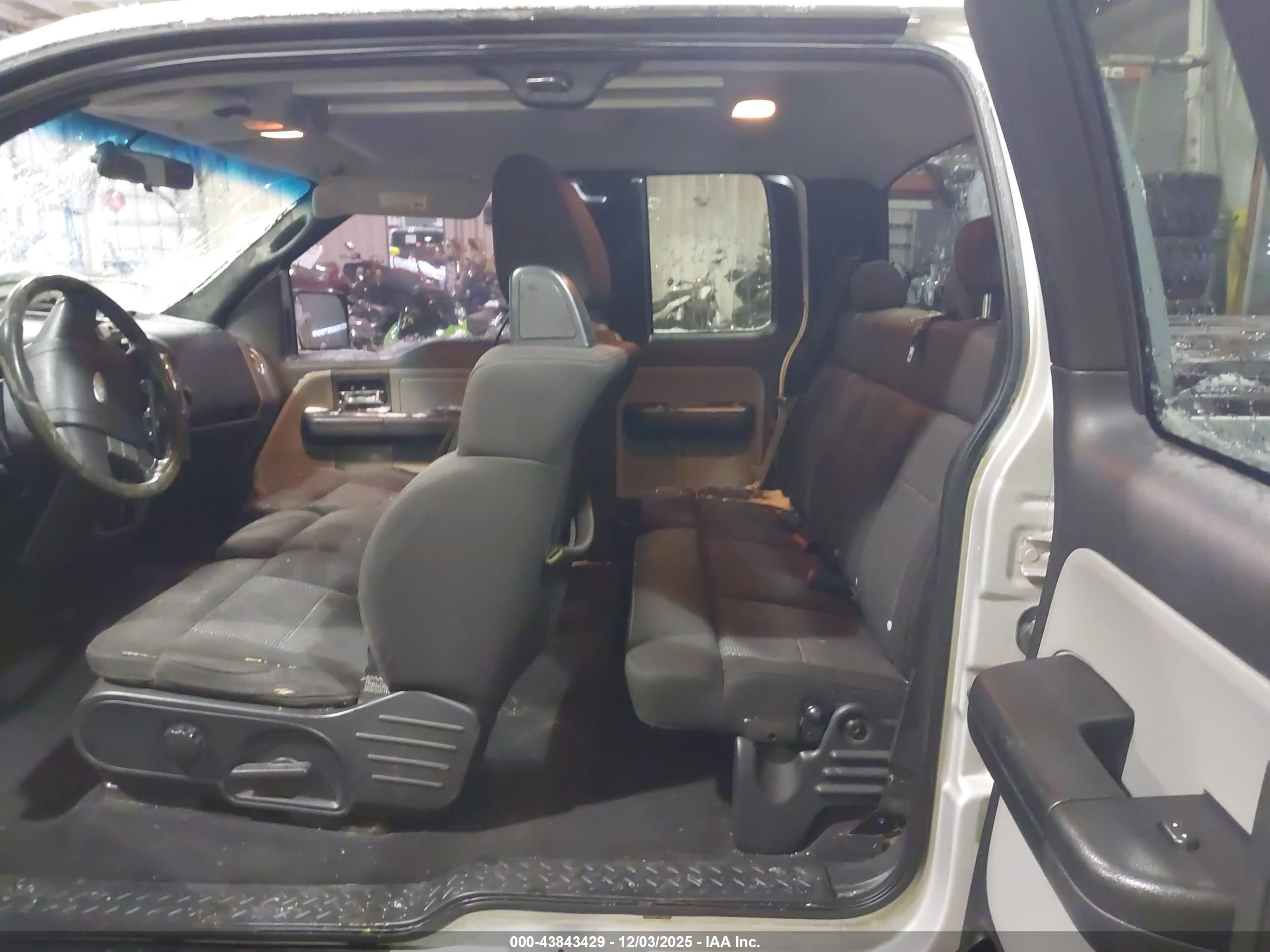 FORD F-150 image 8