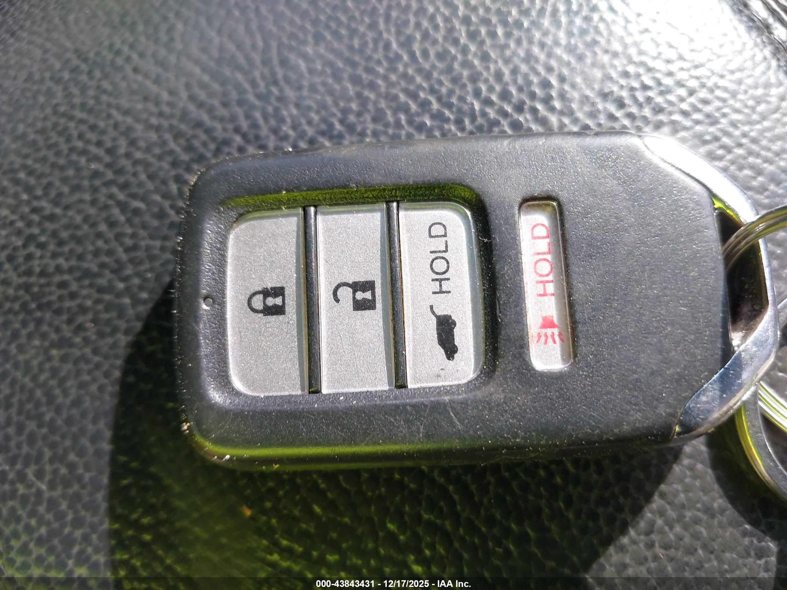 HONDA CR-V image 11