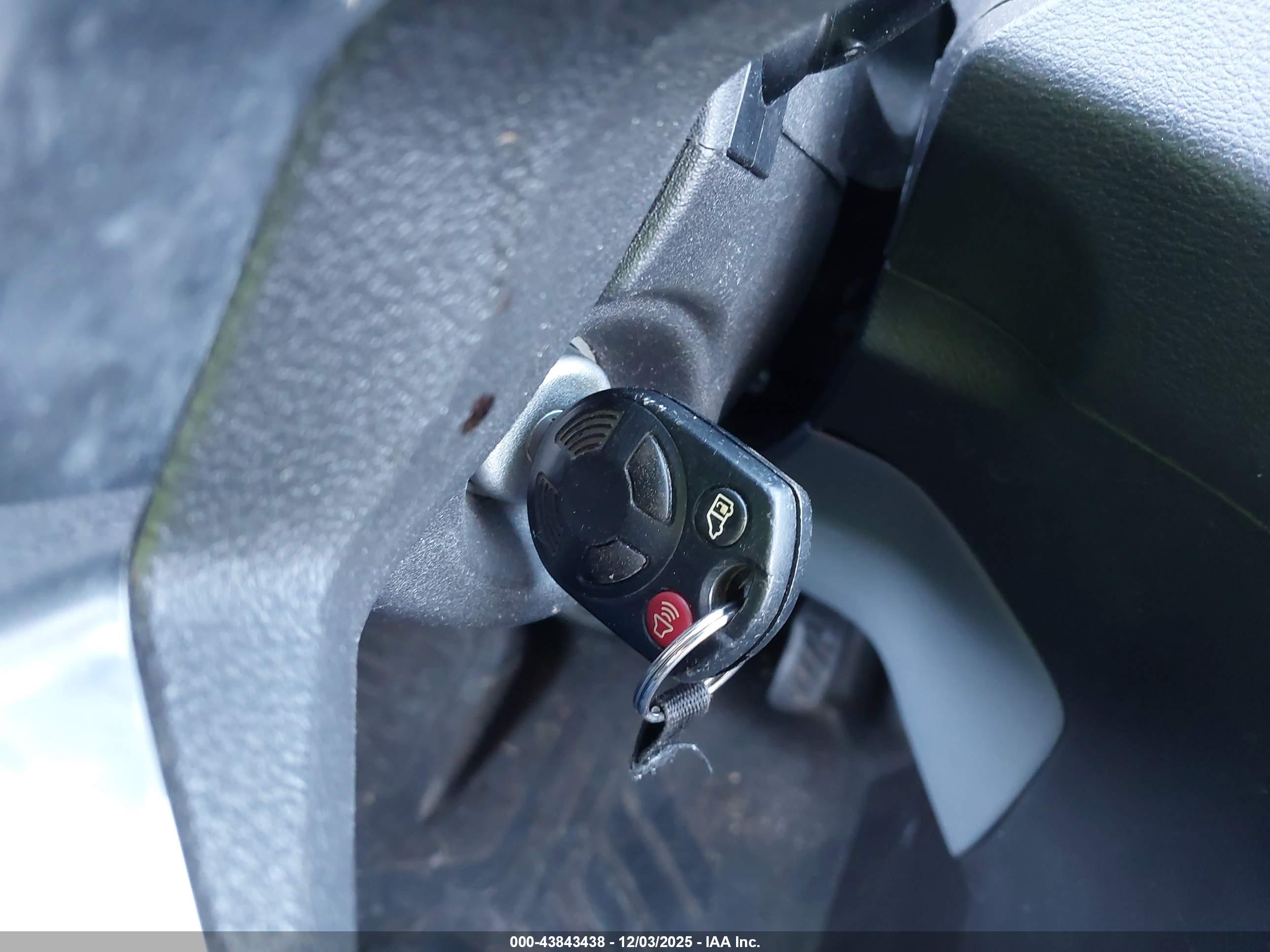 FORD TRANSIT-250 image 11