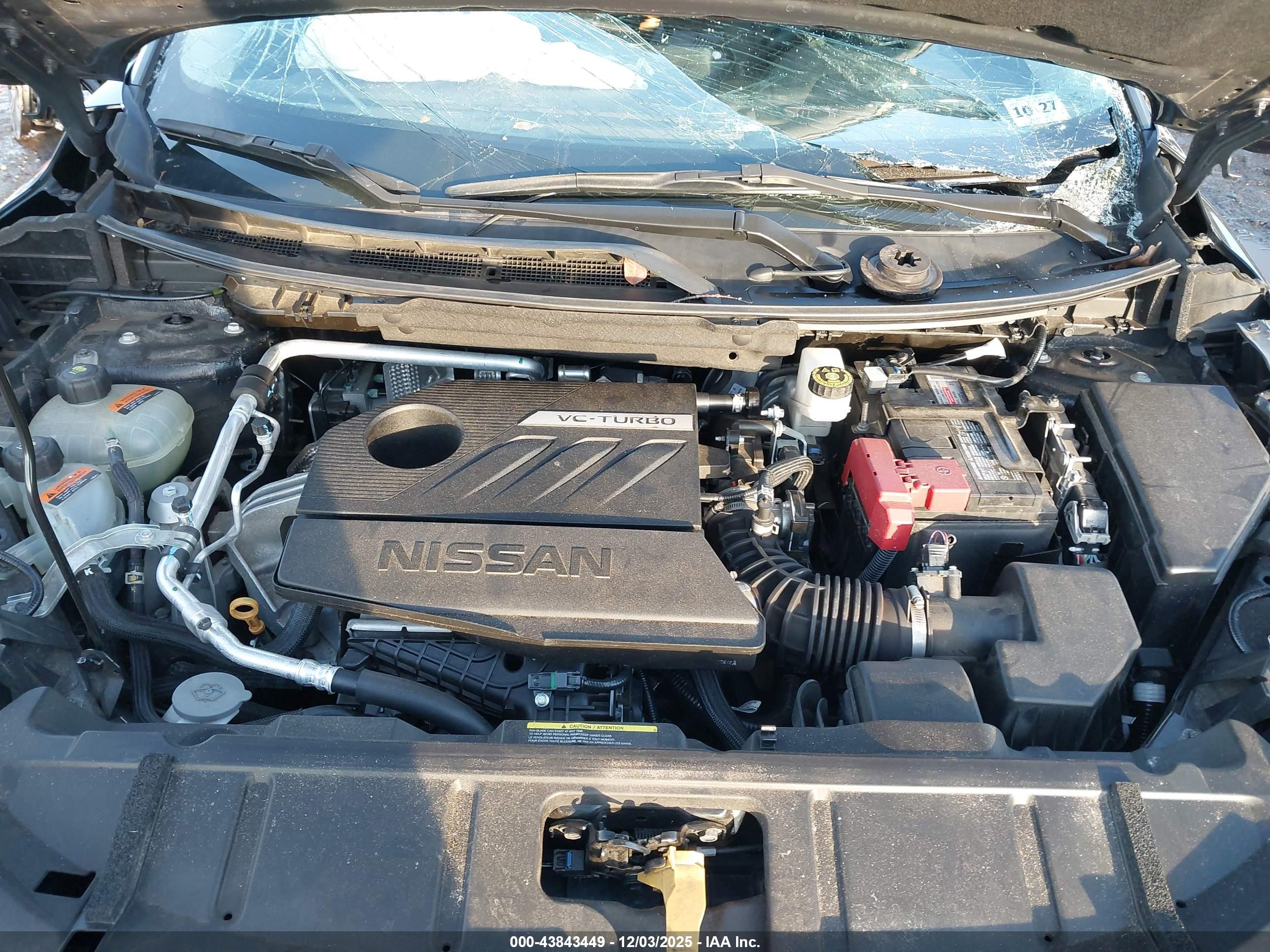 NISSAN ROGUE image 10