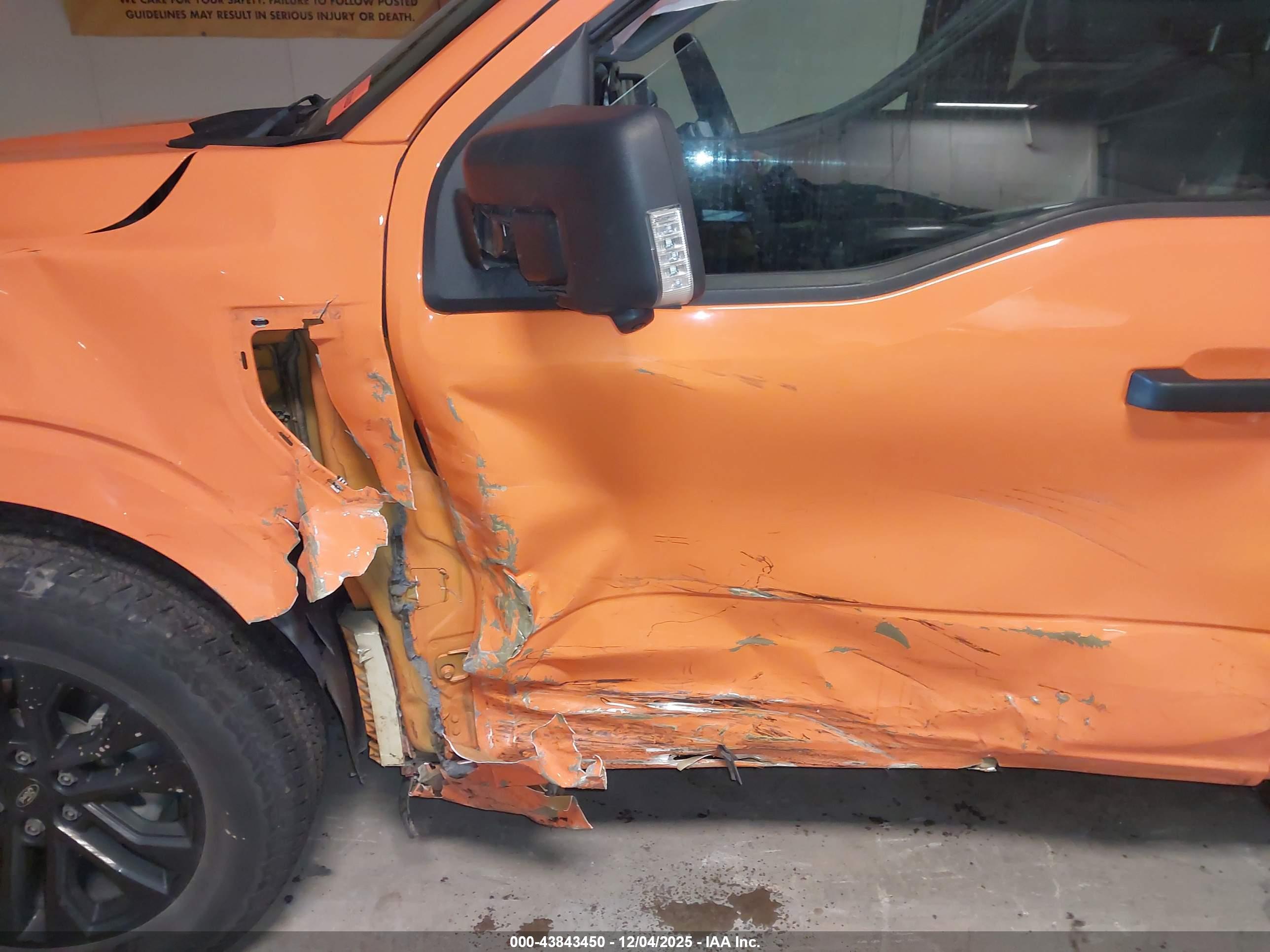 FORD F-150 image 6