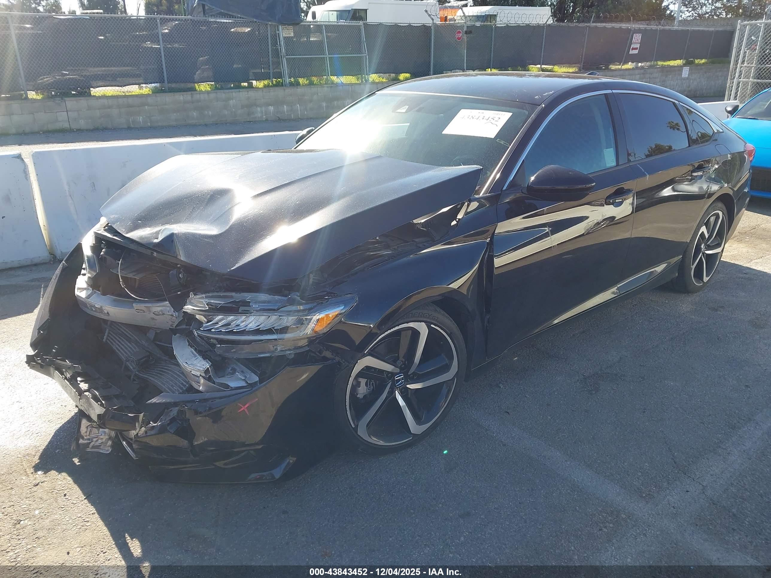 HONDA ACCORD image 2