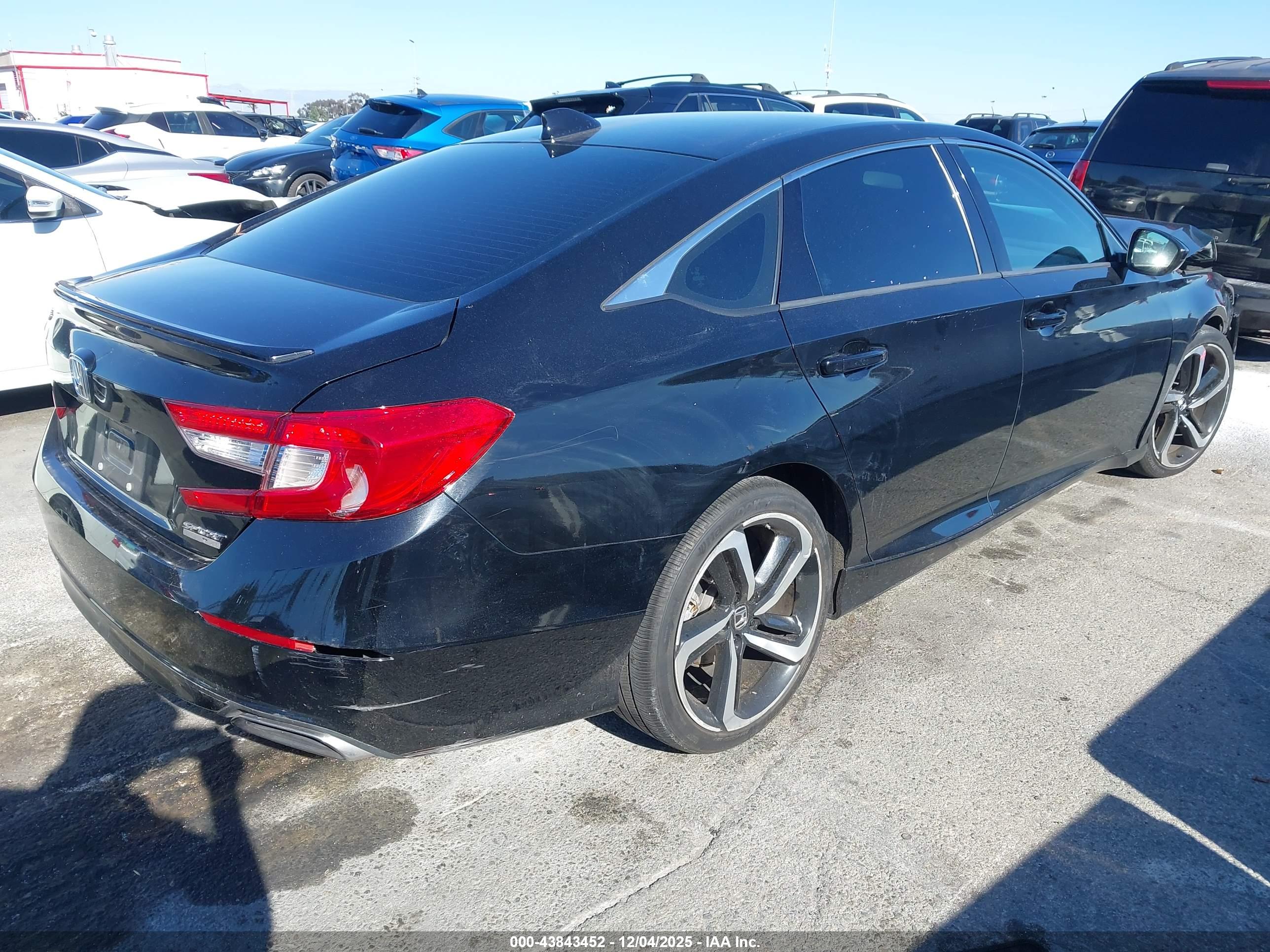 HONDA ACCORD image 4