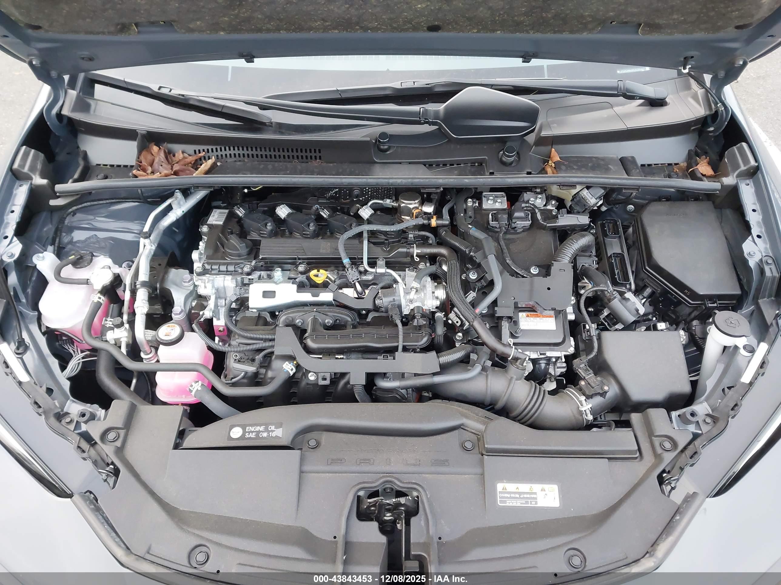 TOYOTA PRIUS image 10