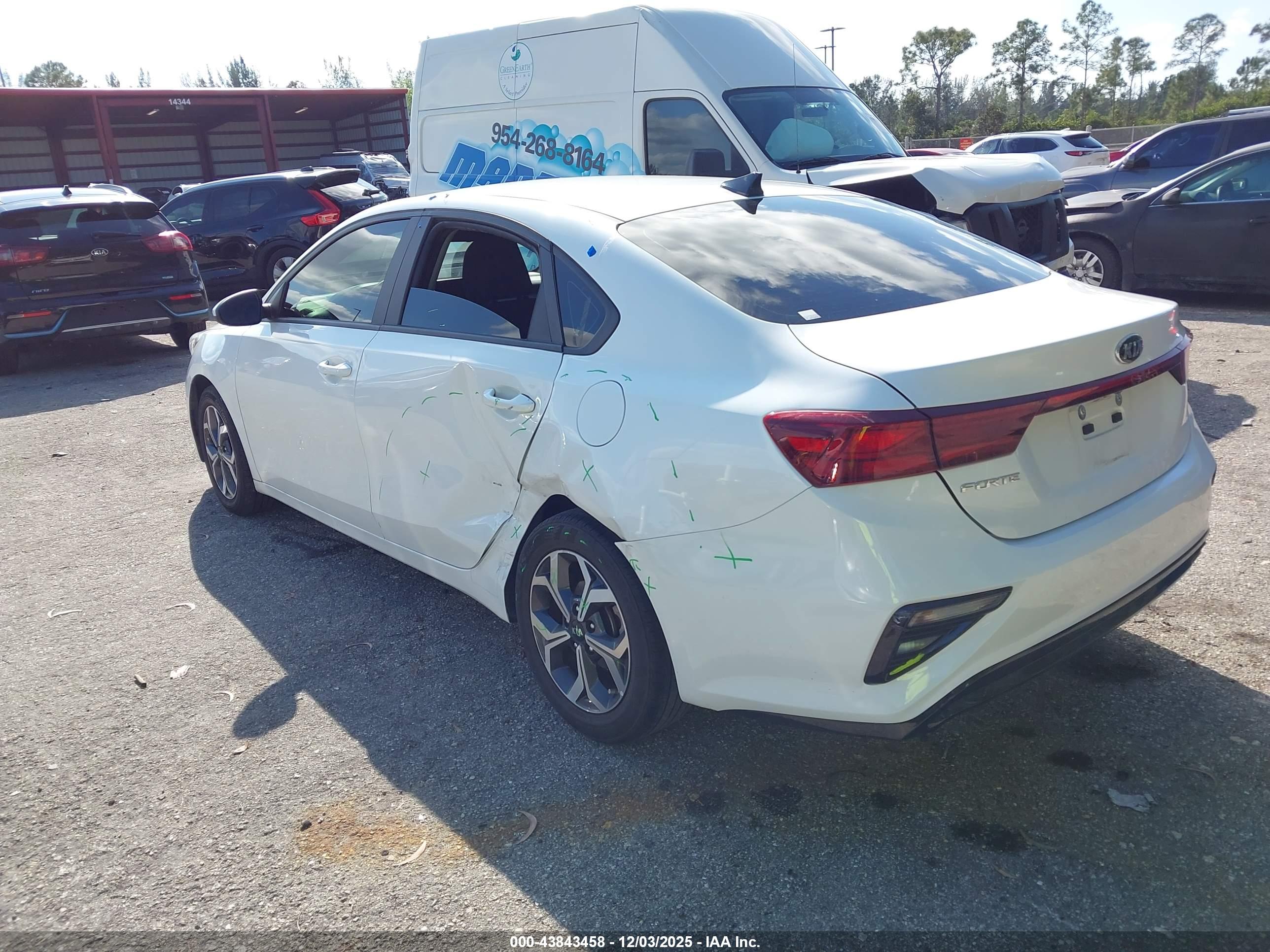 KIA FORTE image 3
