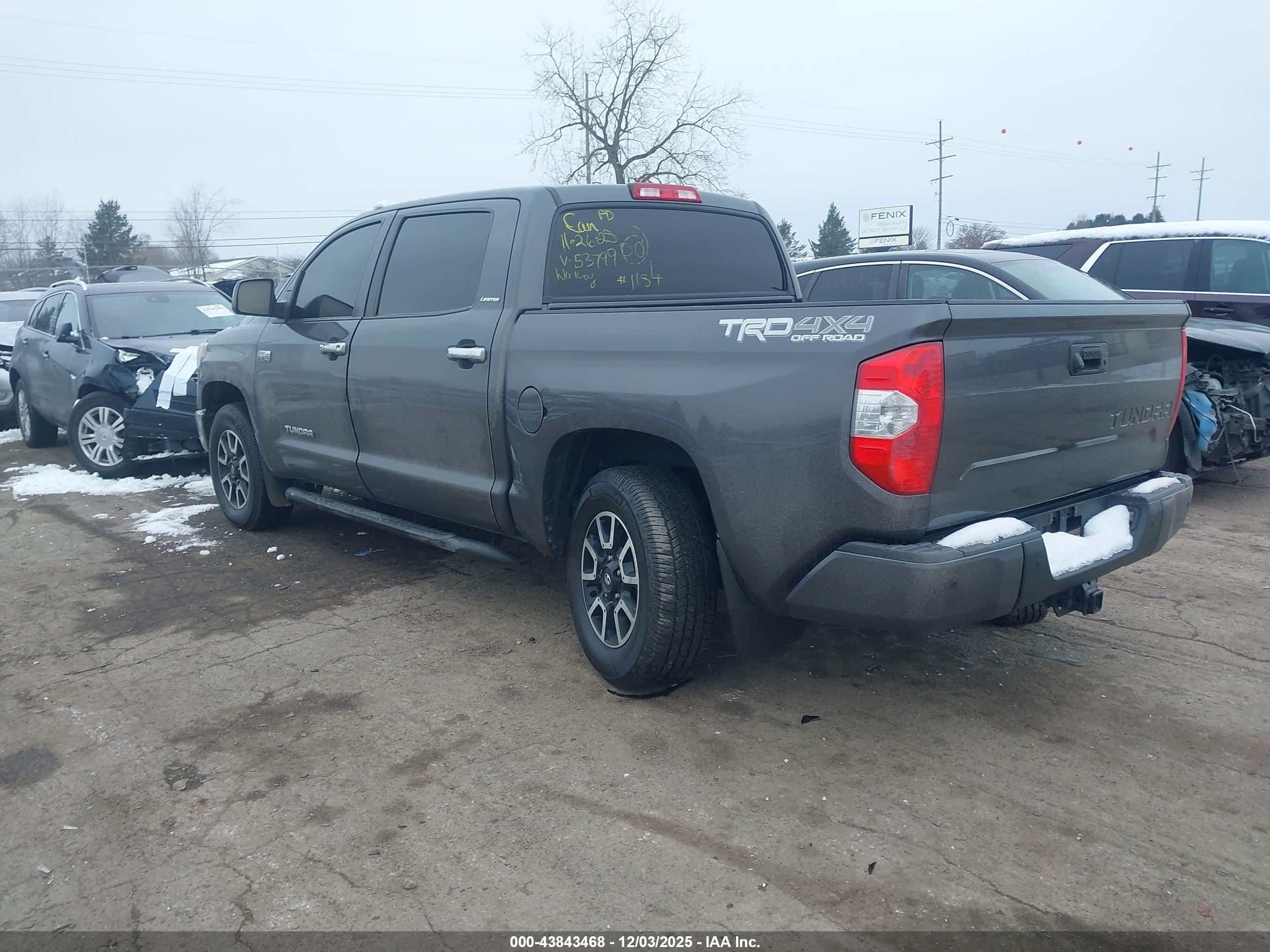 TOYOTA TUNDRA image 3