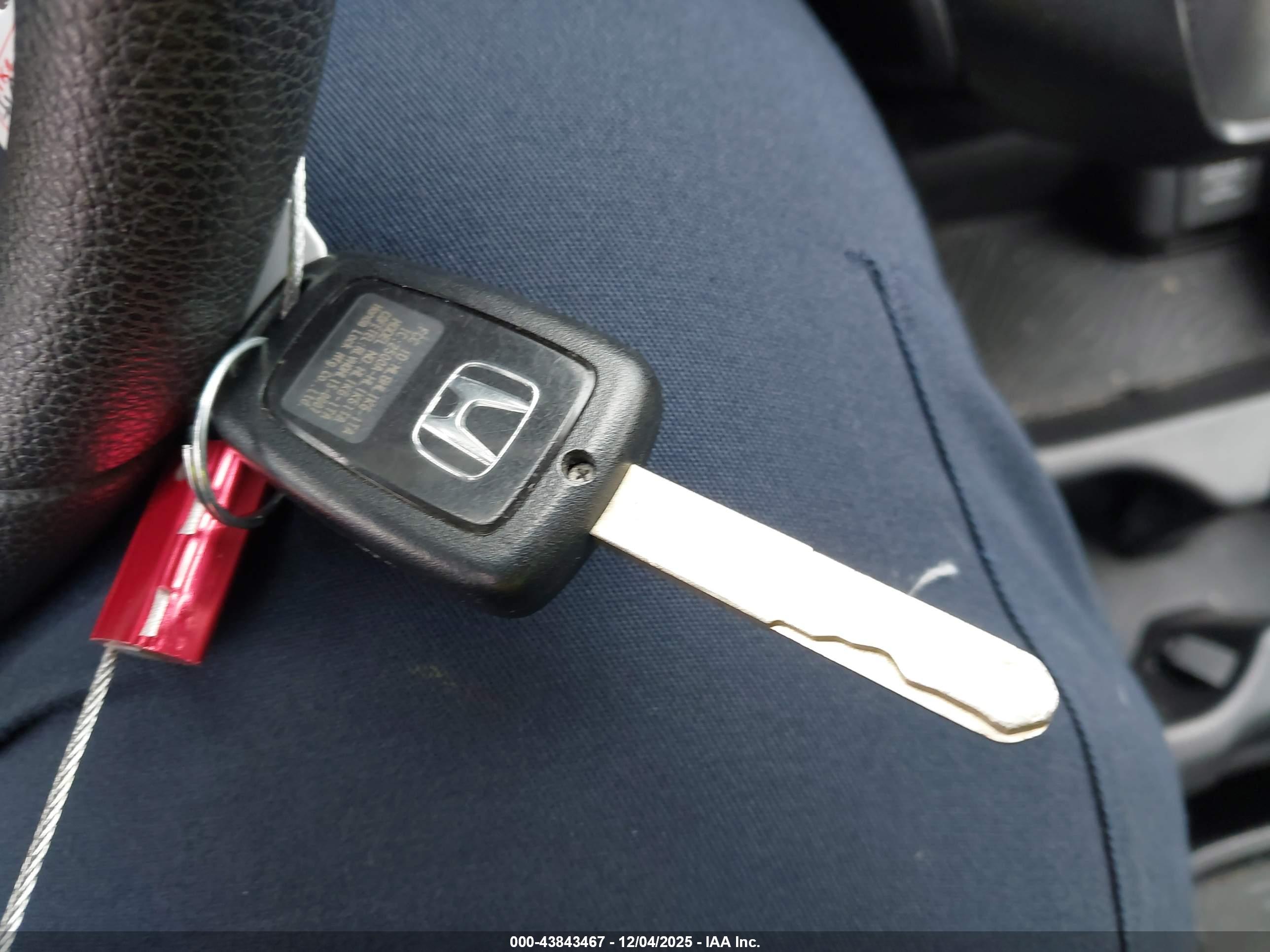 HONDA CR-V image 11