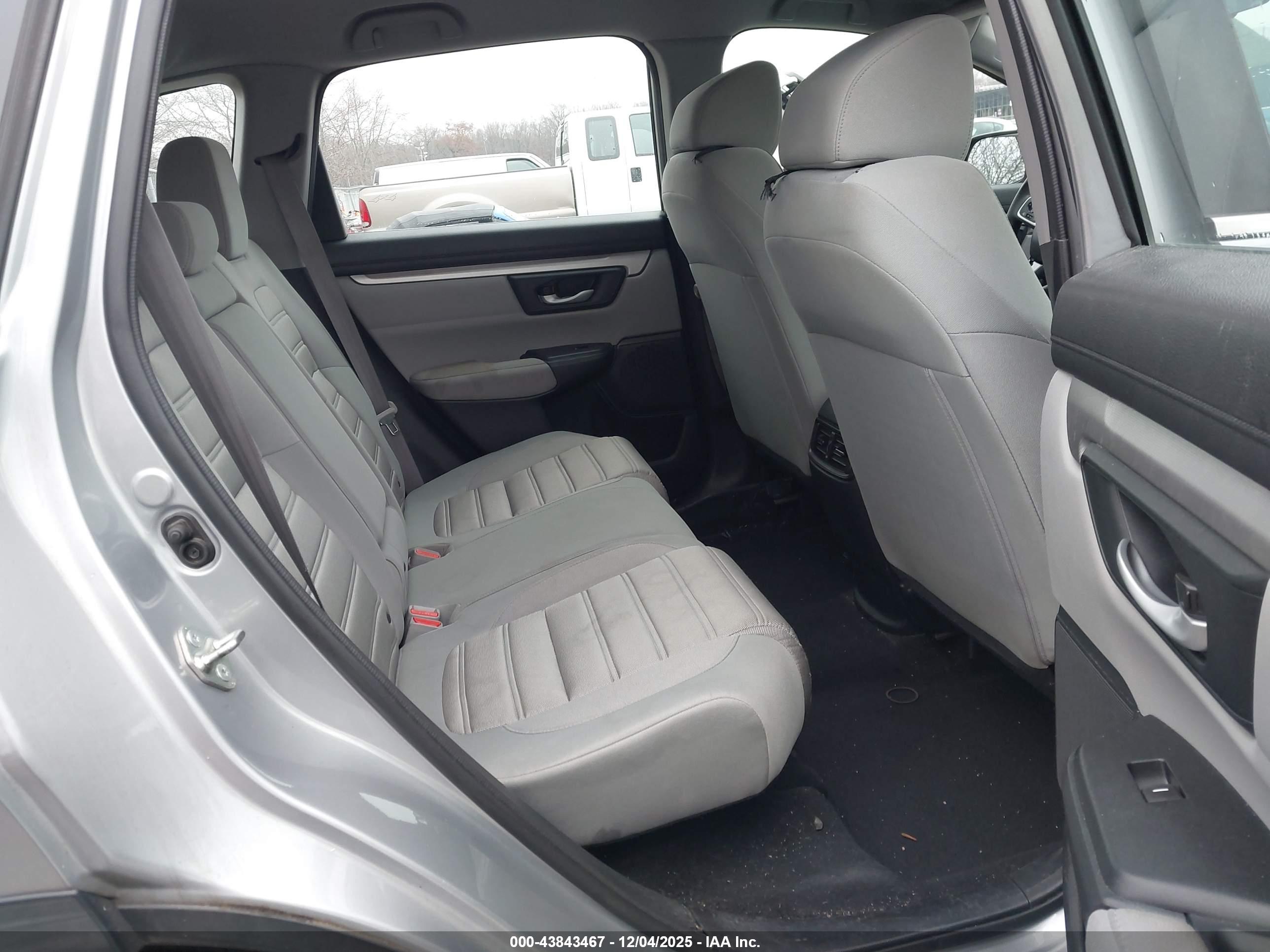 HONDA CR-V image 8