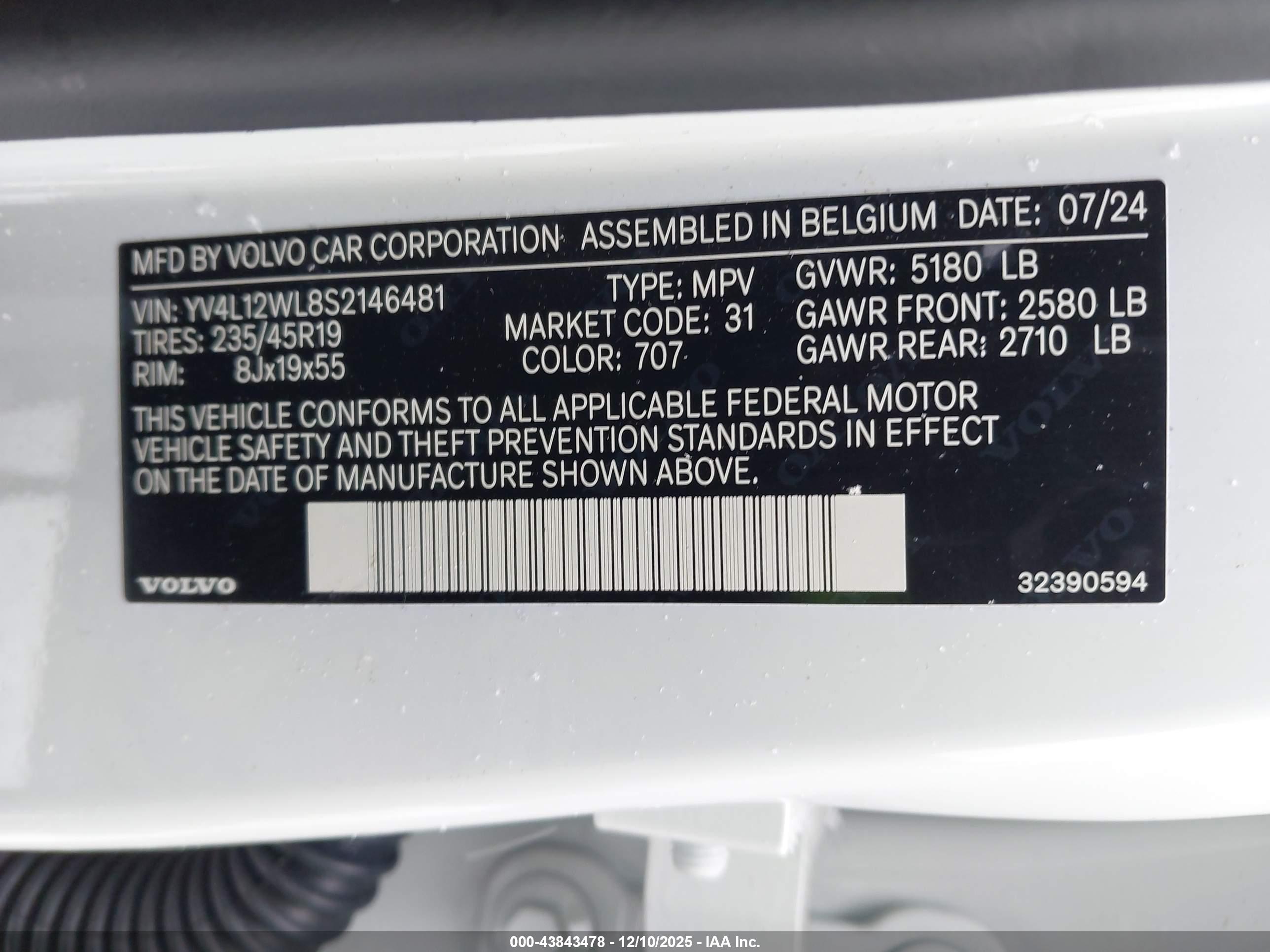 VOLVO V60 image 9