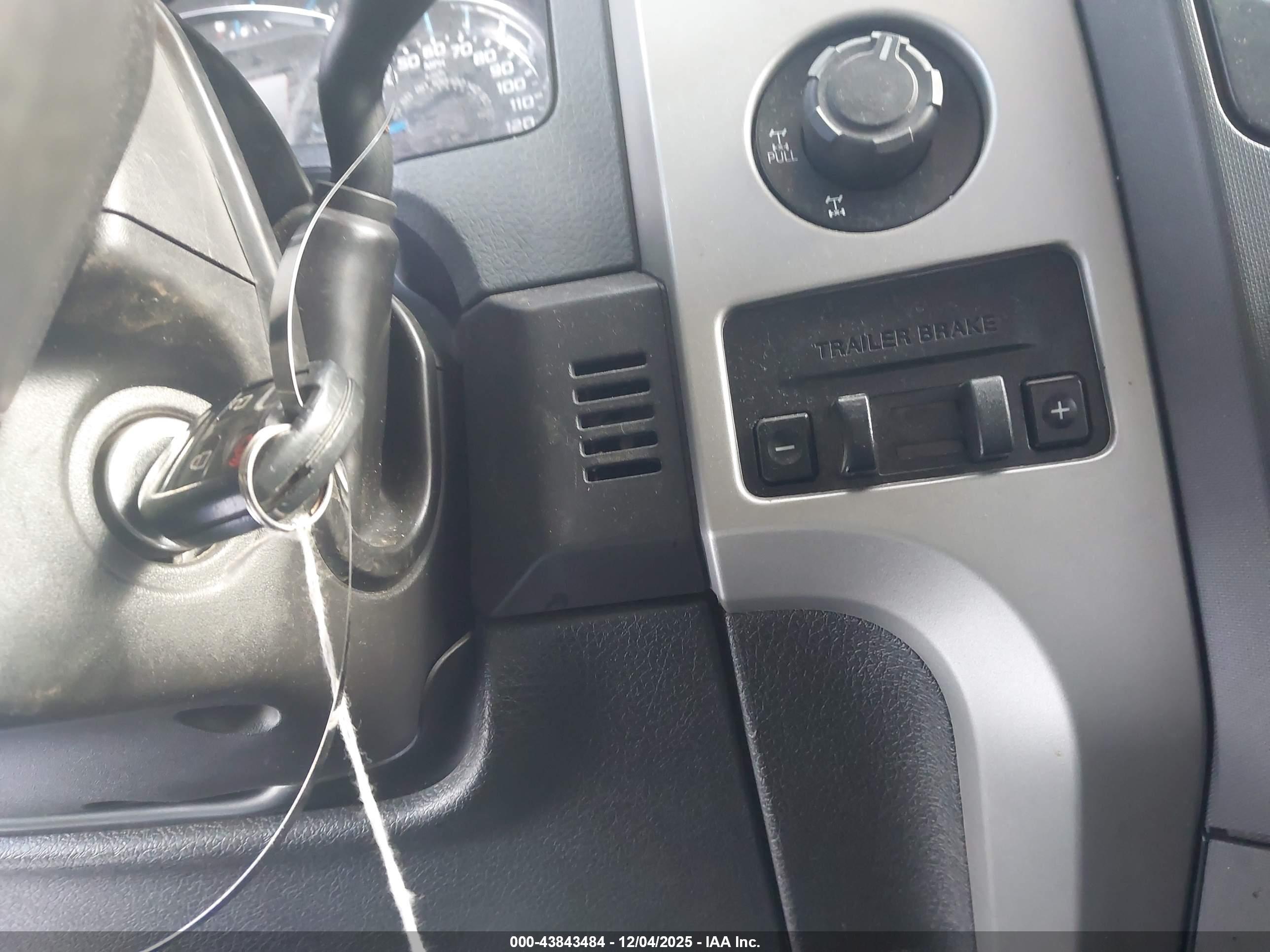 FORD F-150 image 11