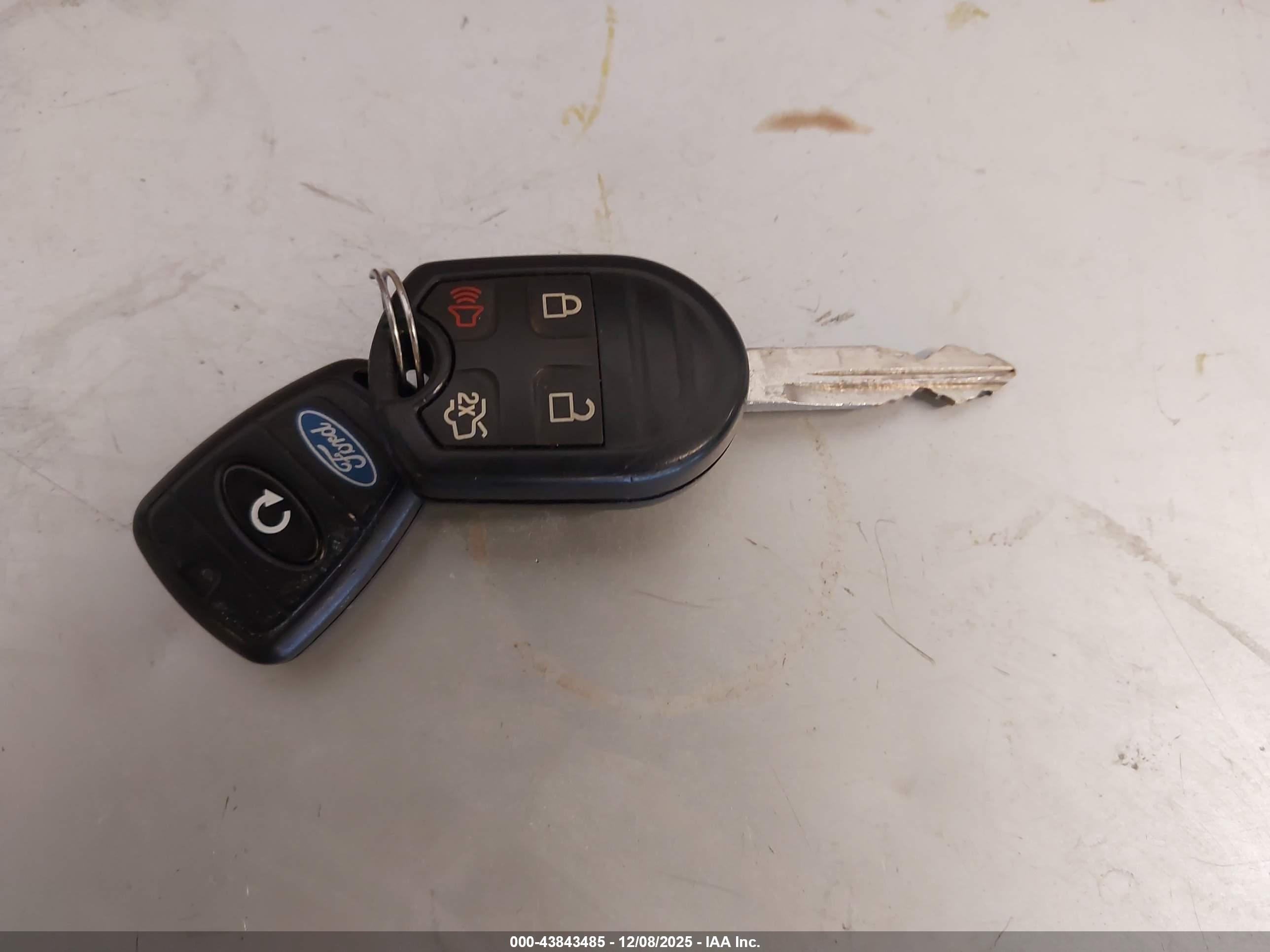 FORD EXPEDITION image 11