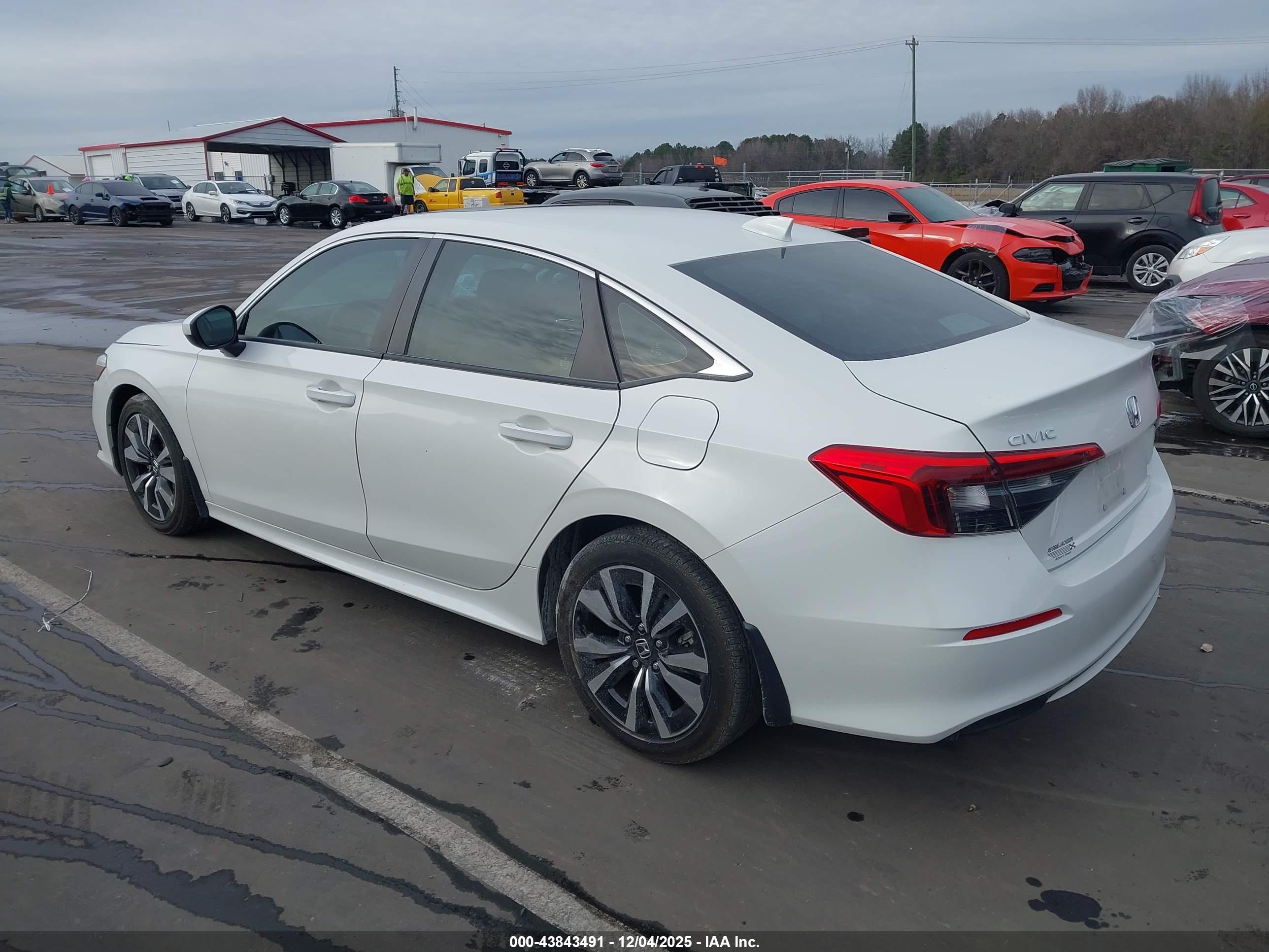 HONDA CIVIC image 3