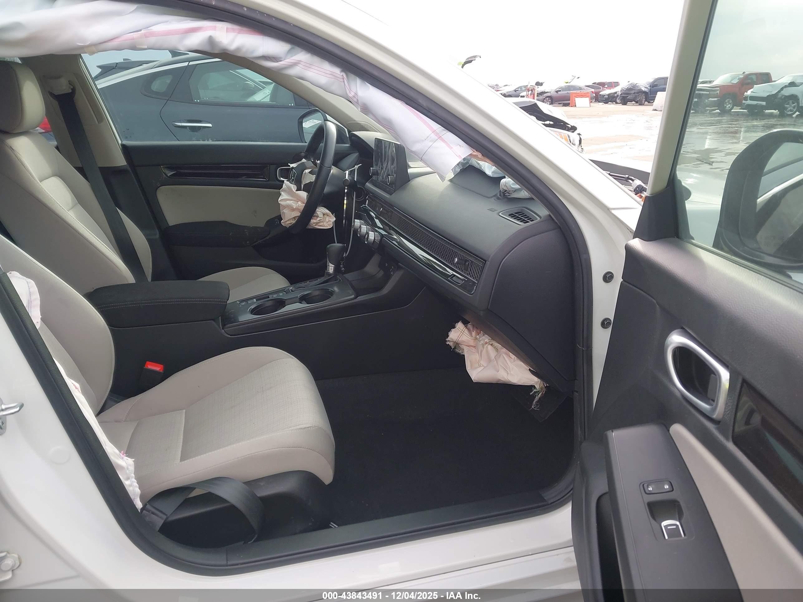 HONDA CIVIC image 5