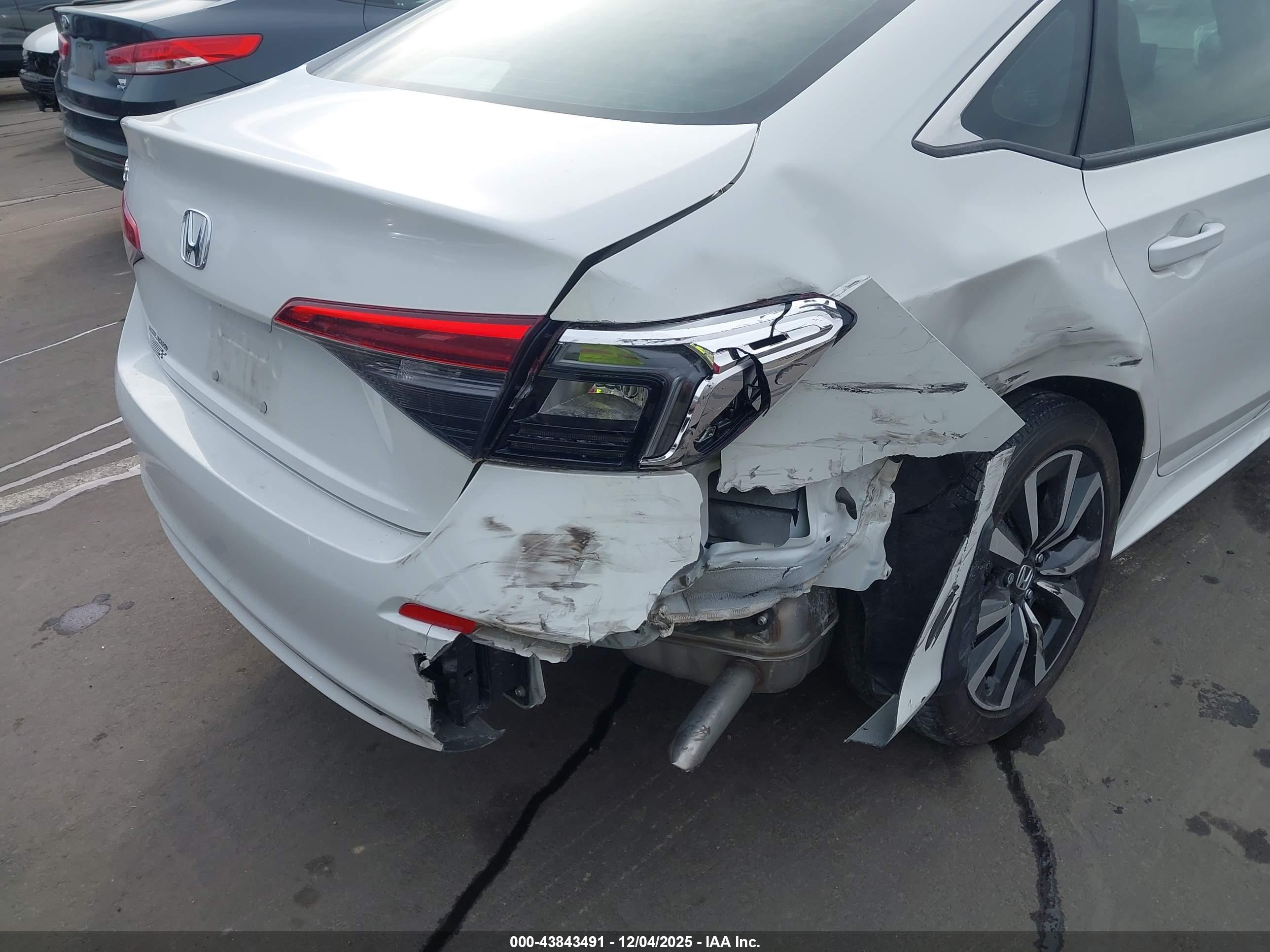 HONDA CIVIC image 6