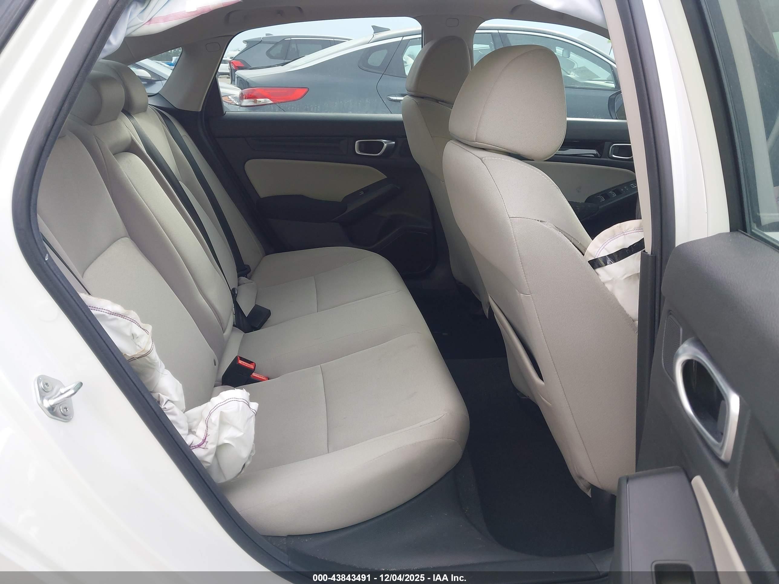 HONDA CIVIC image 8