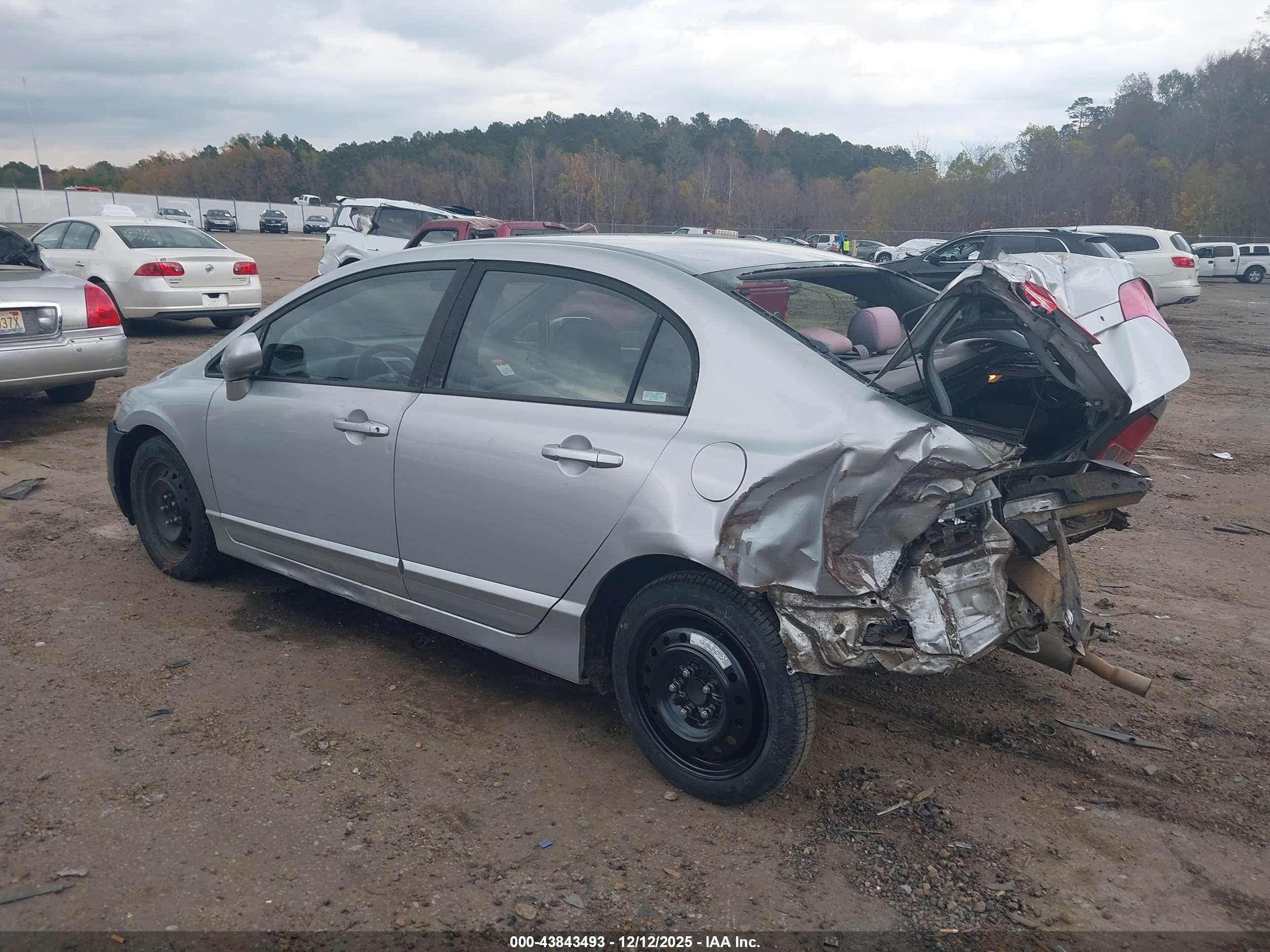 HONDA CIVIC image 3