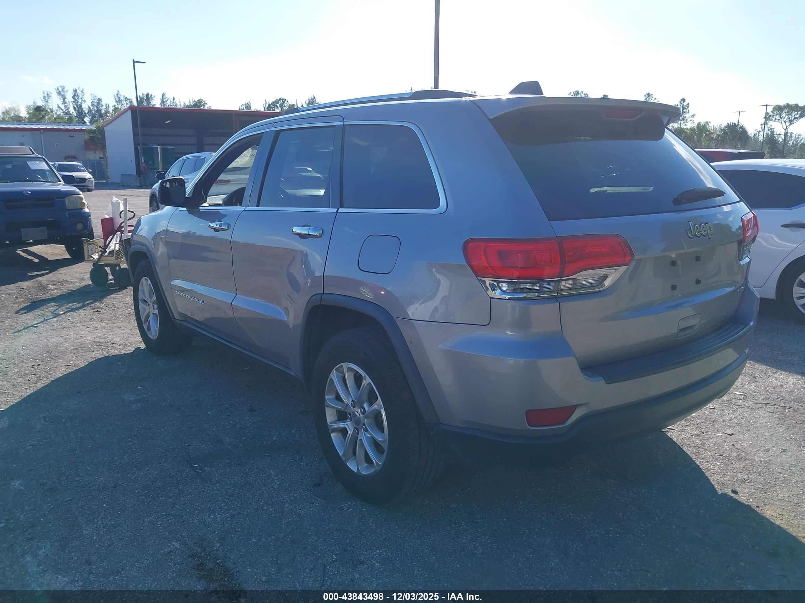 JEEP GRAND image 3