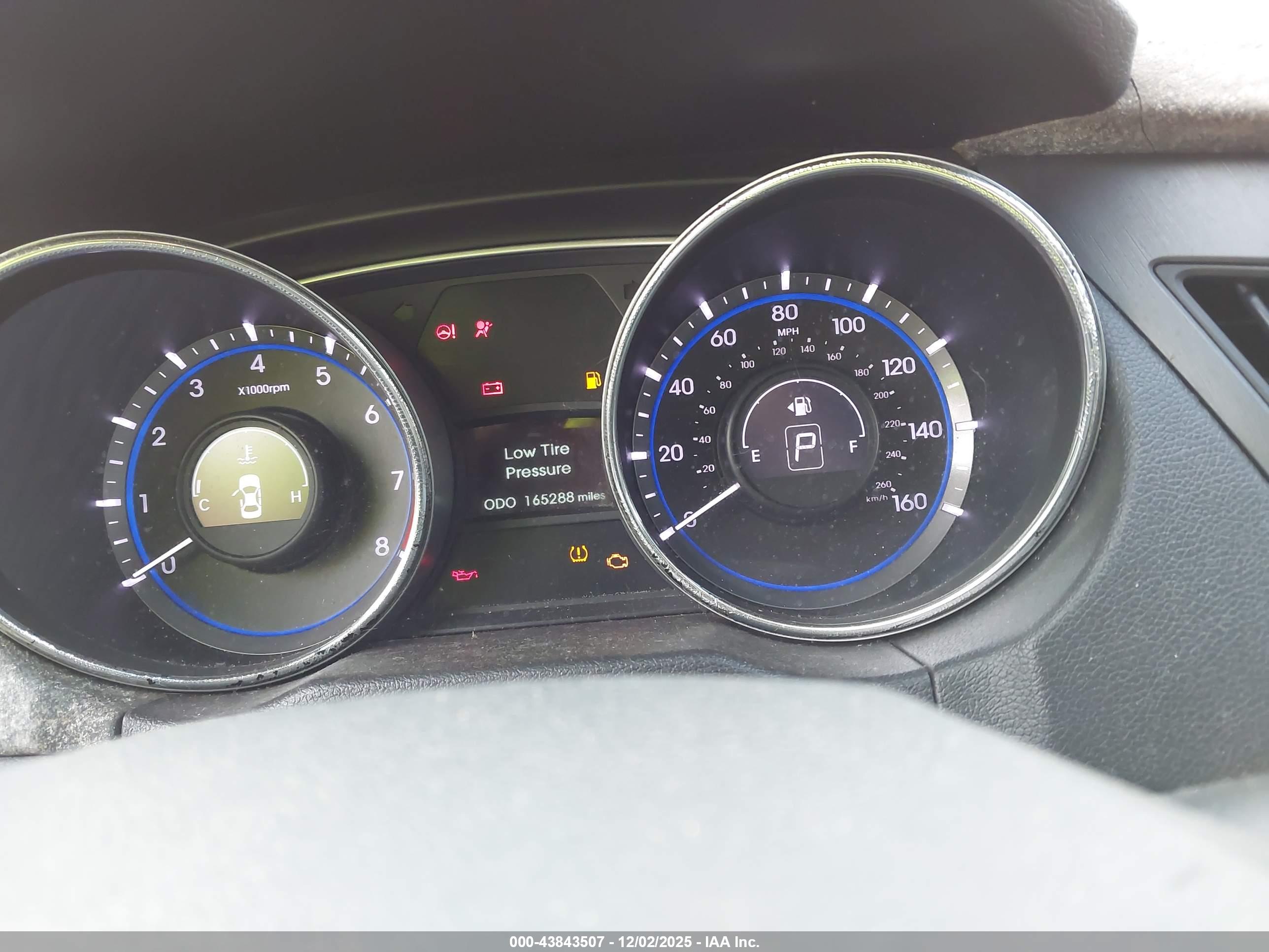 HYUNDAI SONATA image 7