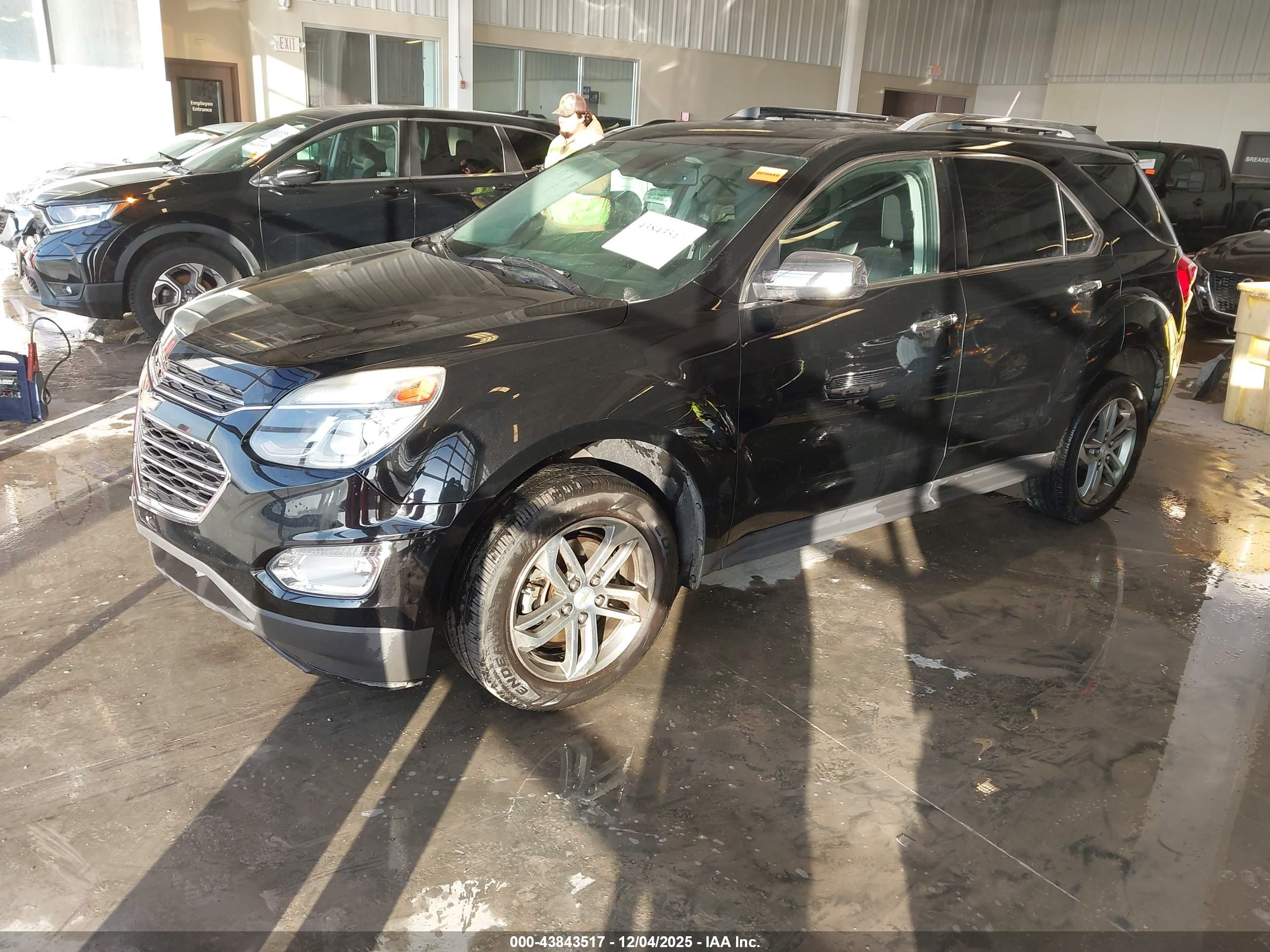 CHEVROLET EQUINOX image 2