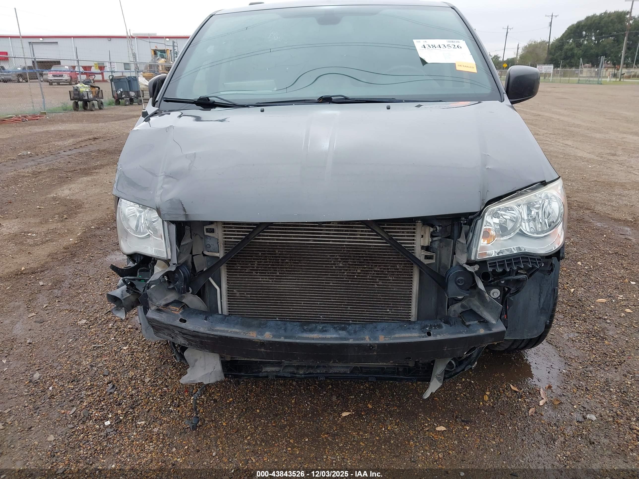 DODGE GRAND image 6